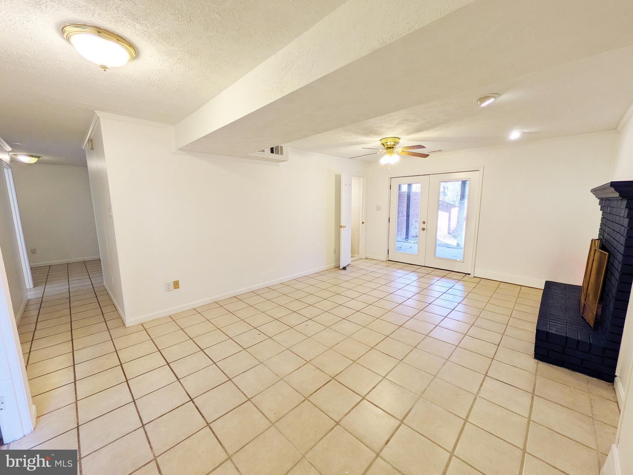 KNOLLAND - Residential