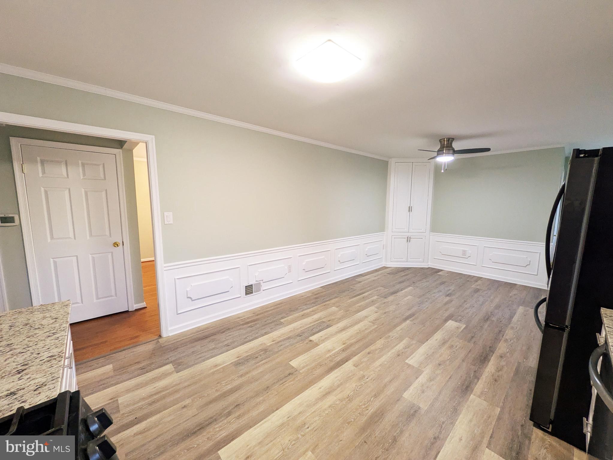 KNOLLAND - Residential