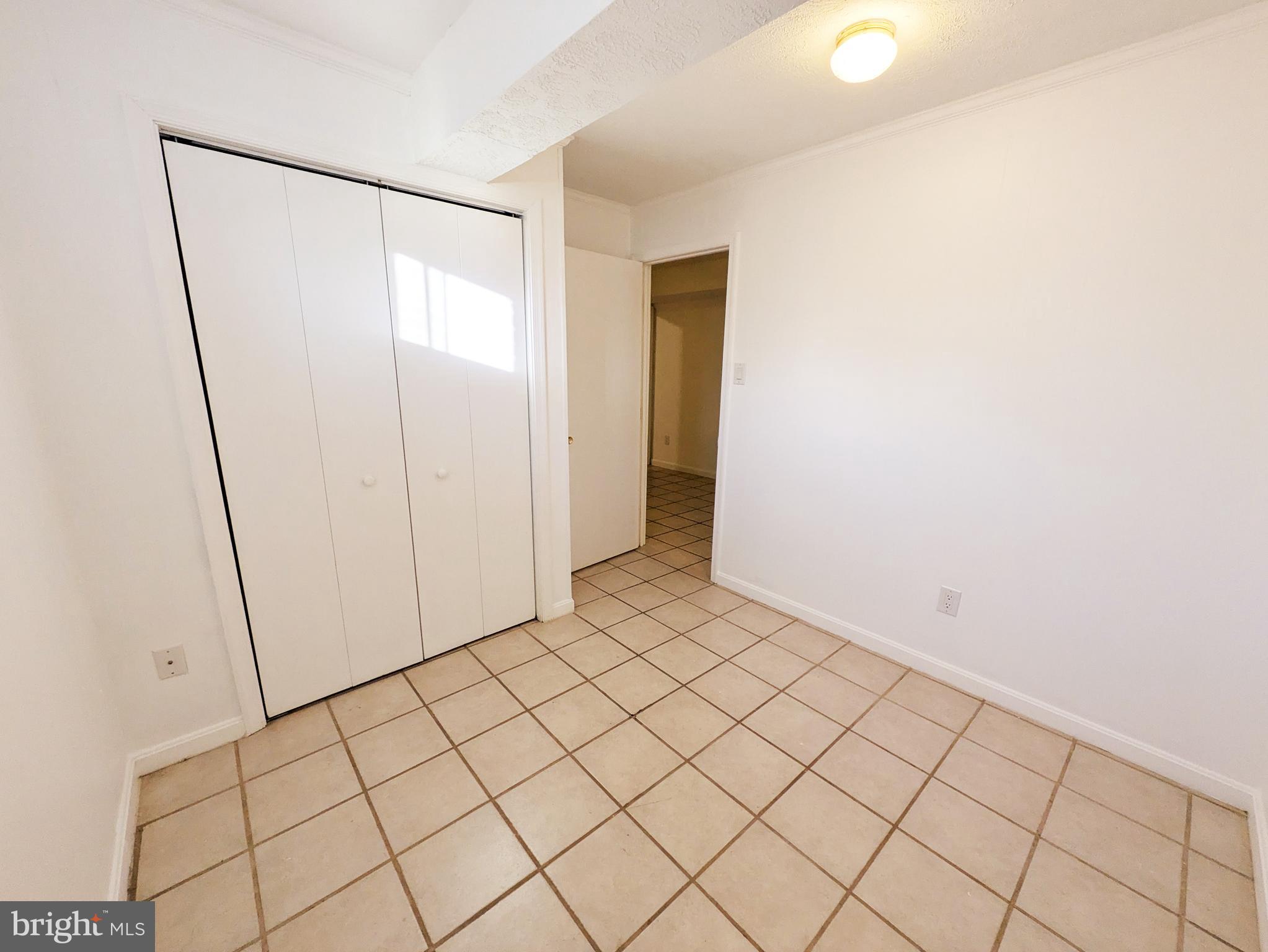 KNOLLAND - Residential