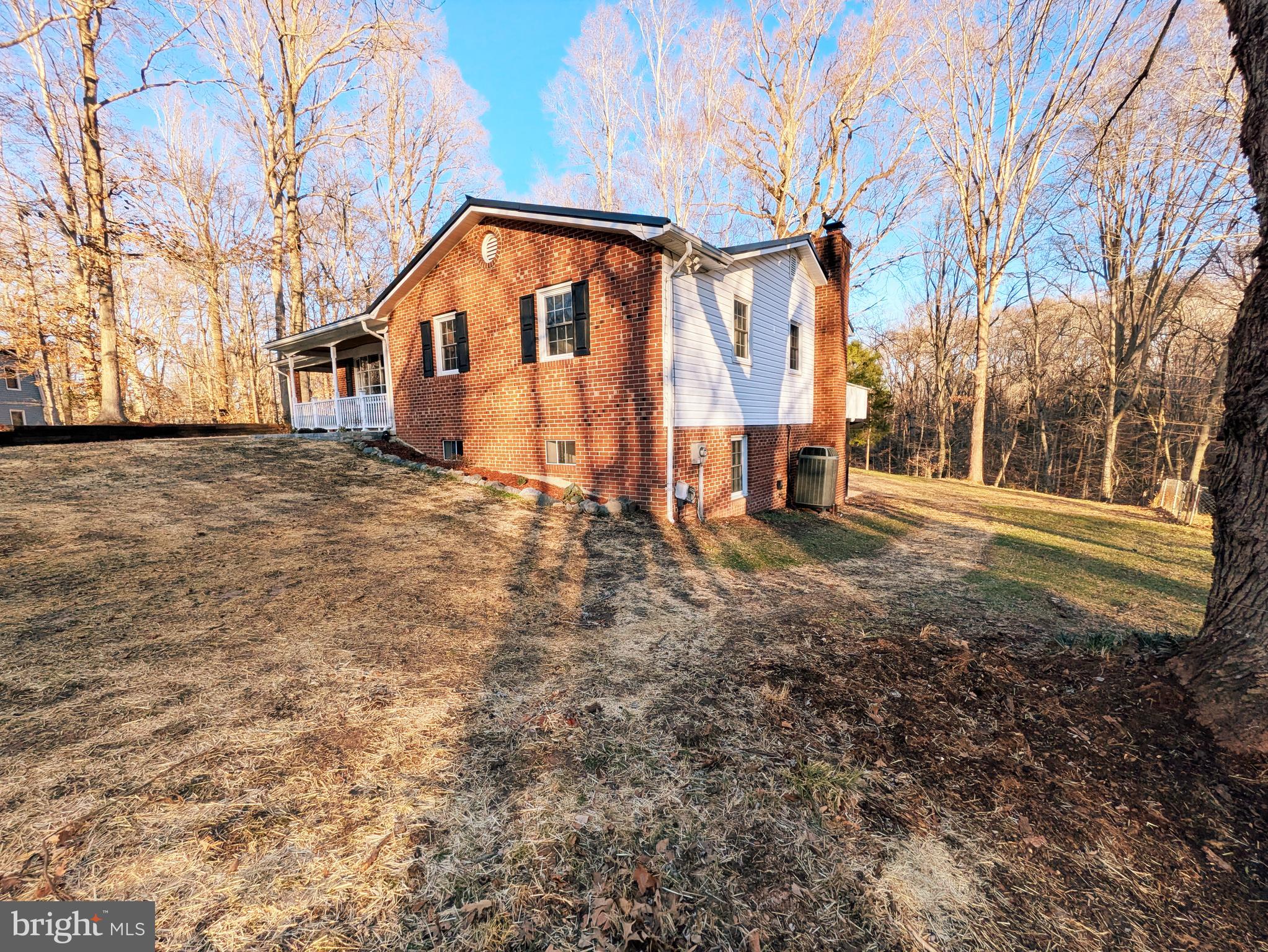 KNOLLAND - Residential