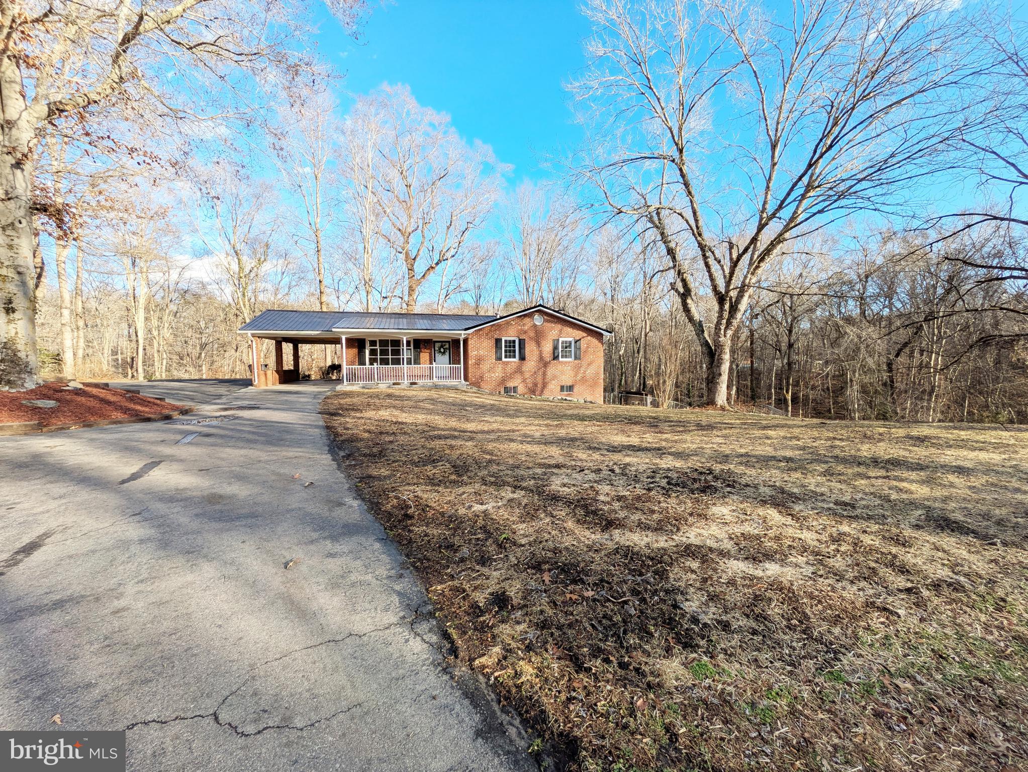 KNOLLAND - Residential