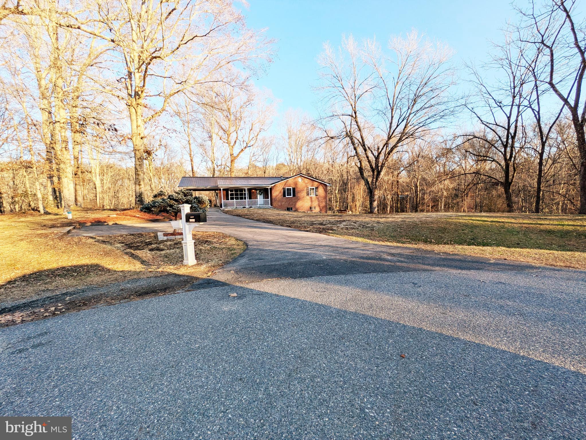 KNOLLAND - Residential