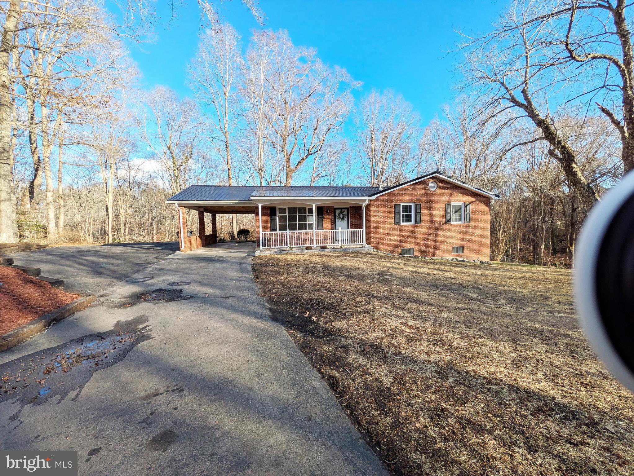 KNOLLAND - Residential