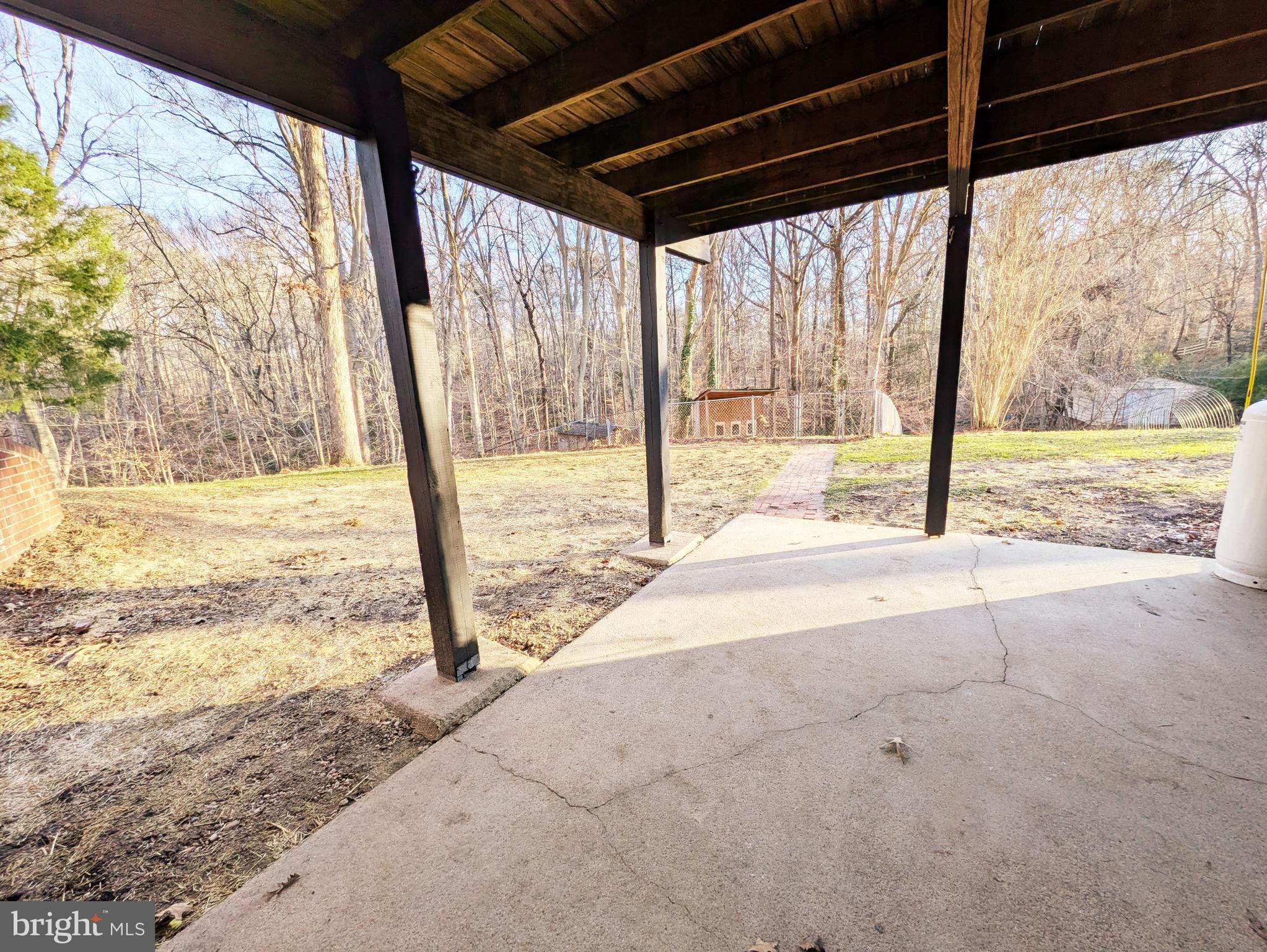 KNOLLAND - Residential