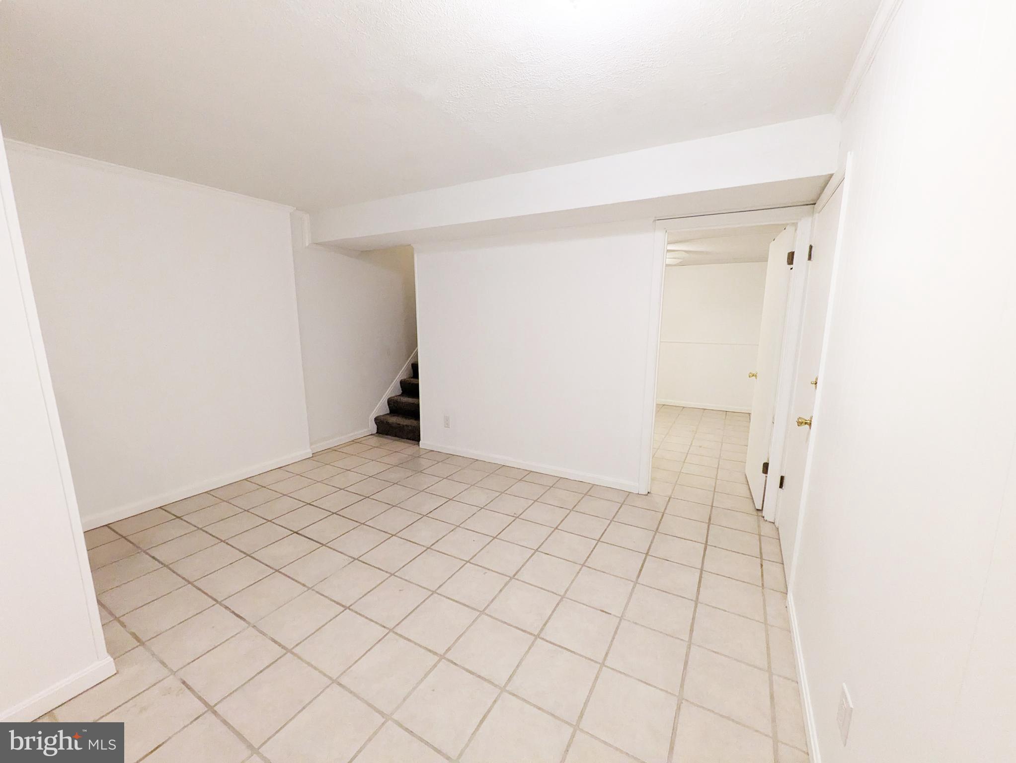 KNOLLAND - Residential