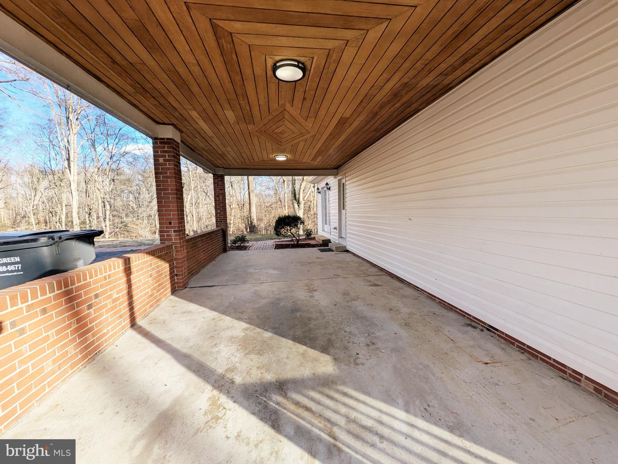 KNOLLAND - Residential