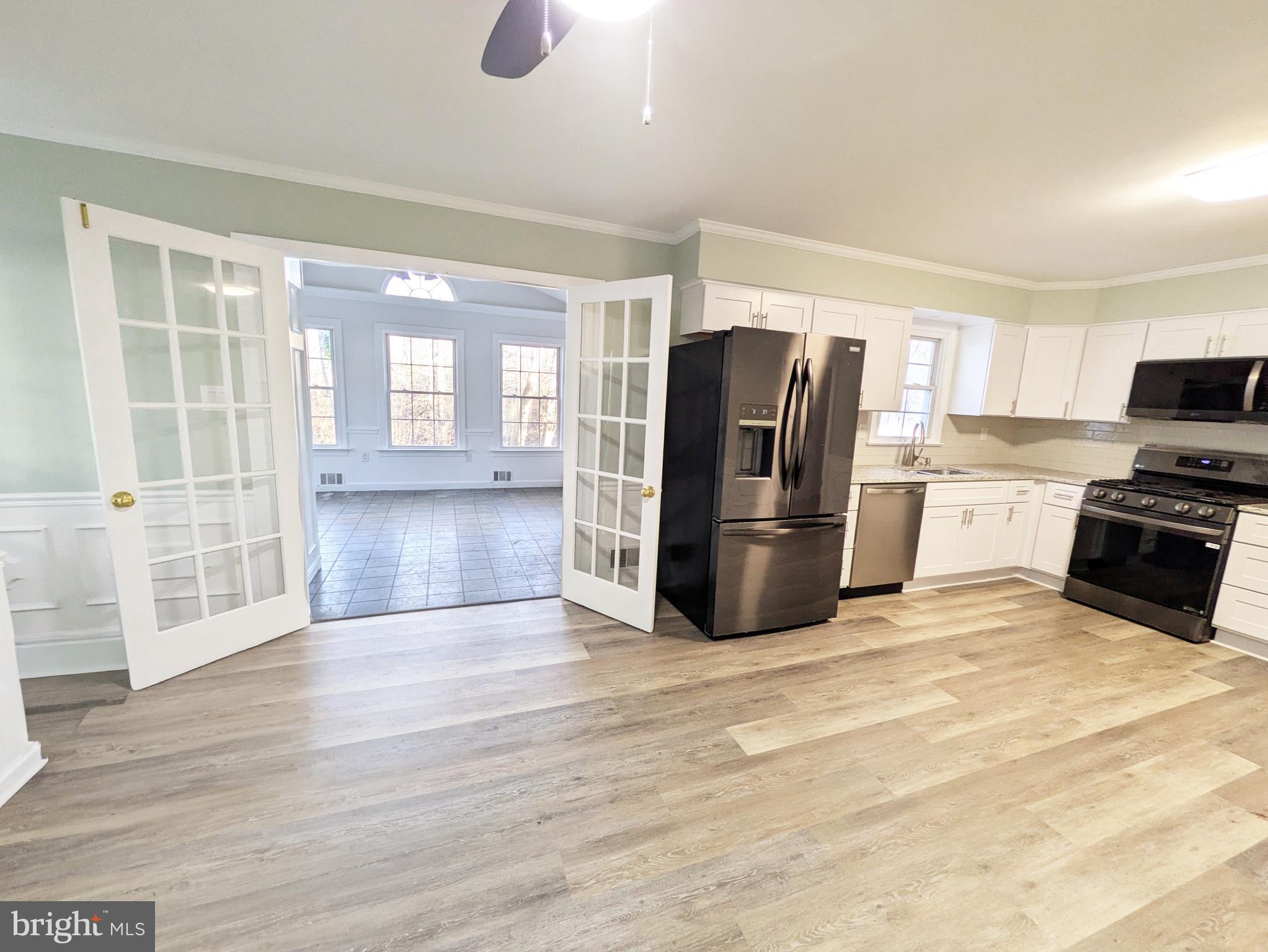 KNOLLAND - Residential