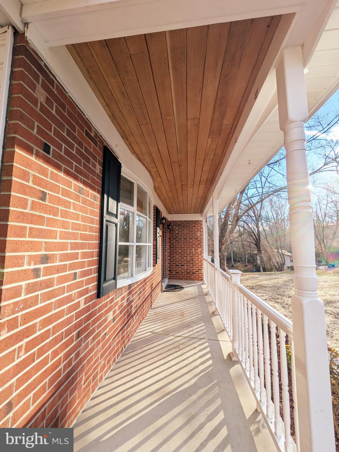 KNOLLAND - Residential