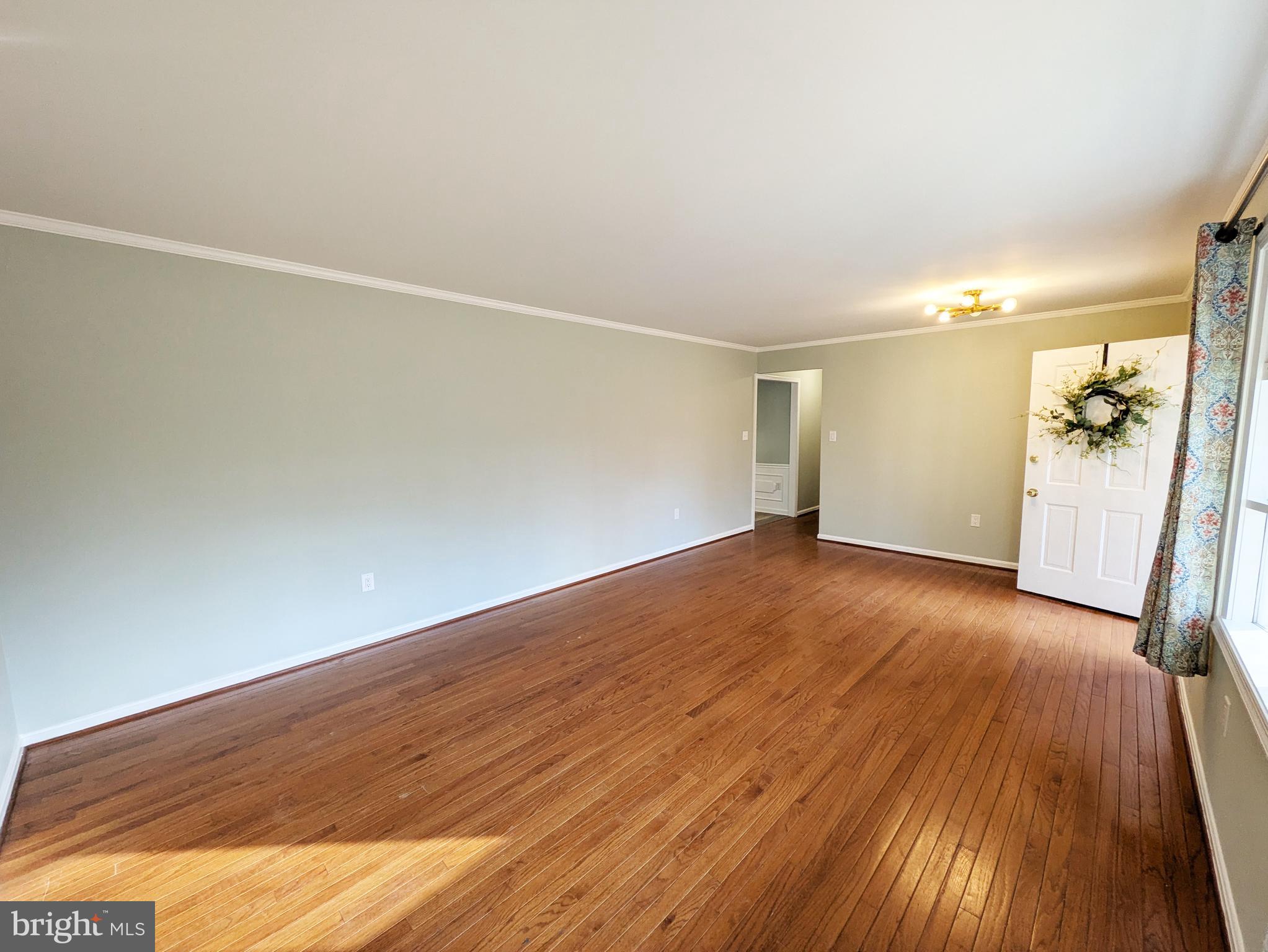 KNOLLAND - Residential