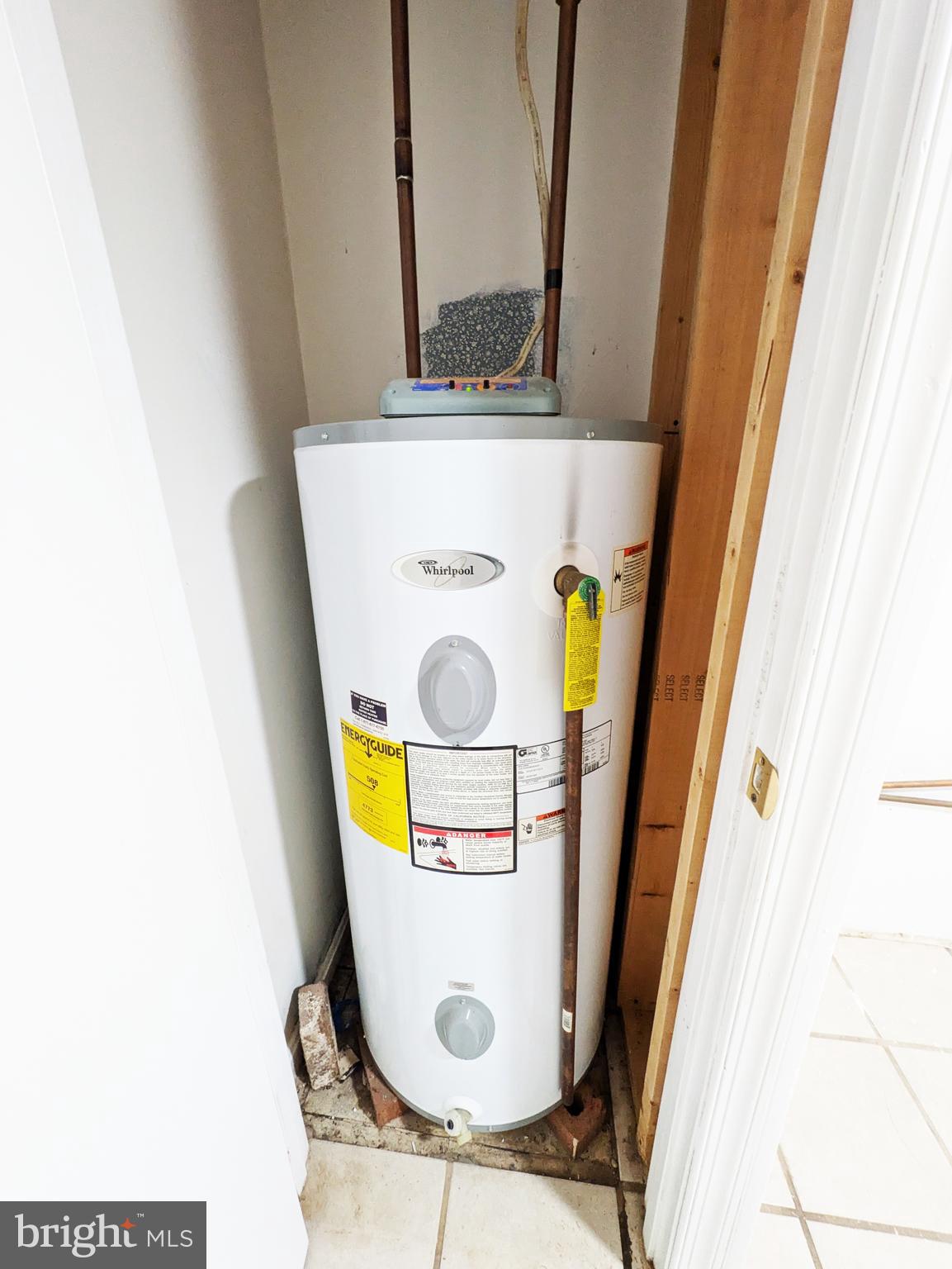 KNOLLAND - Residential