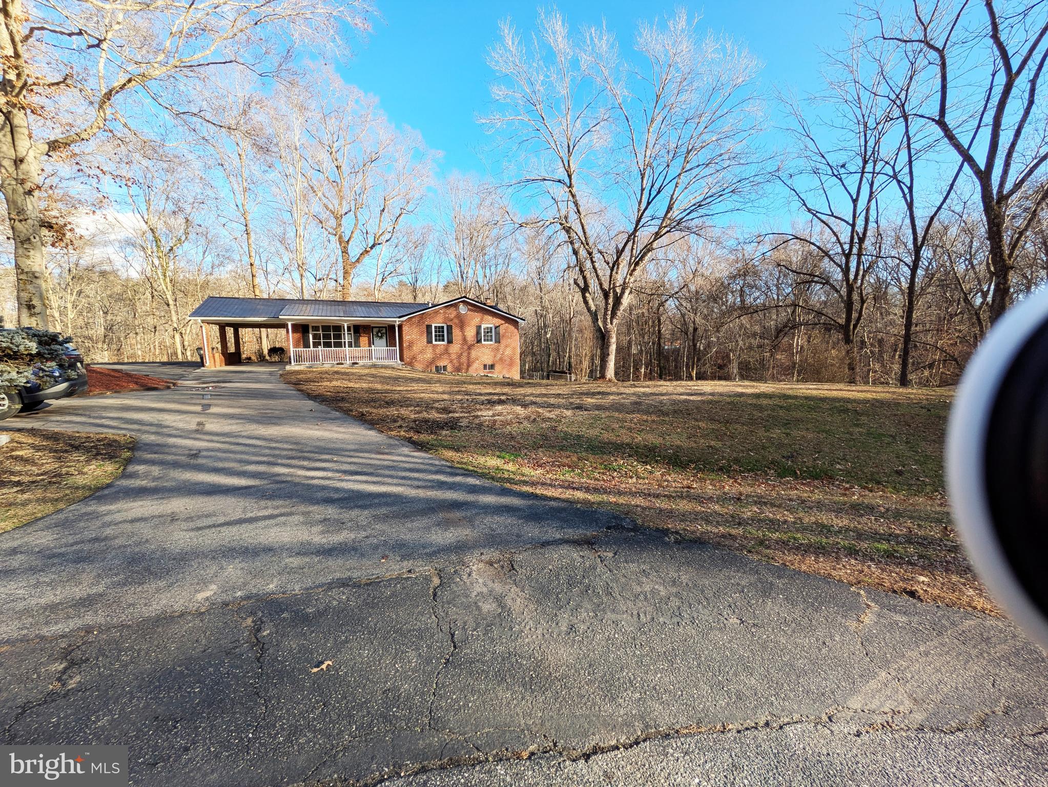 KNOLLAND - Residential