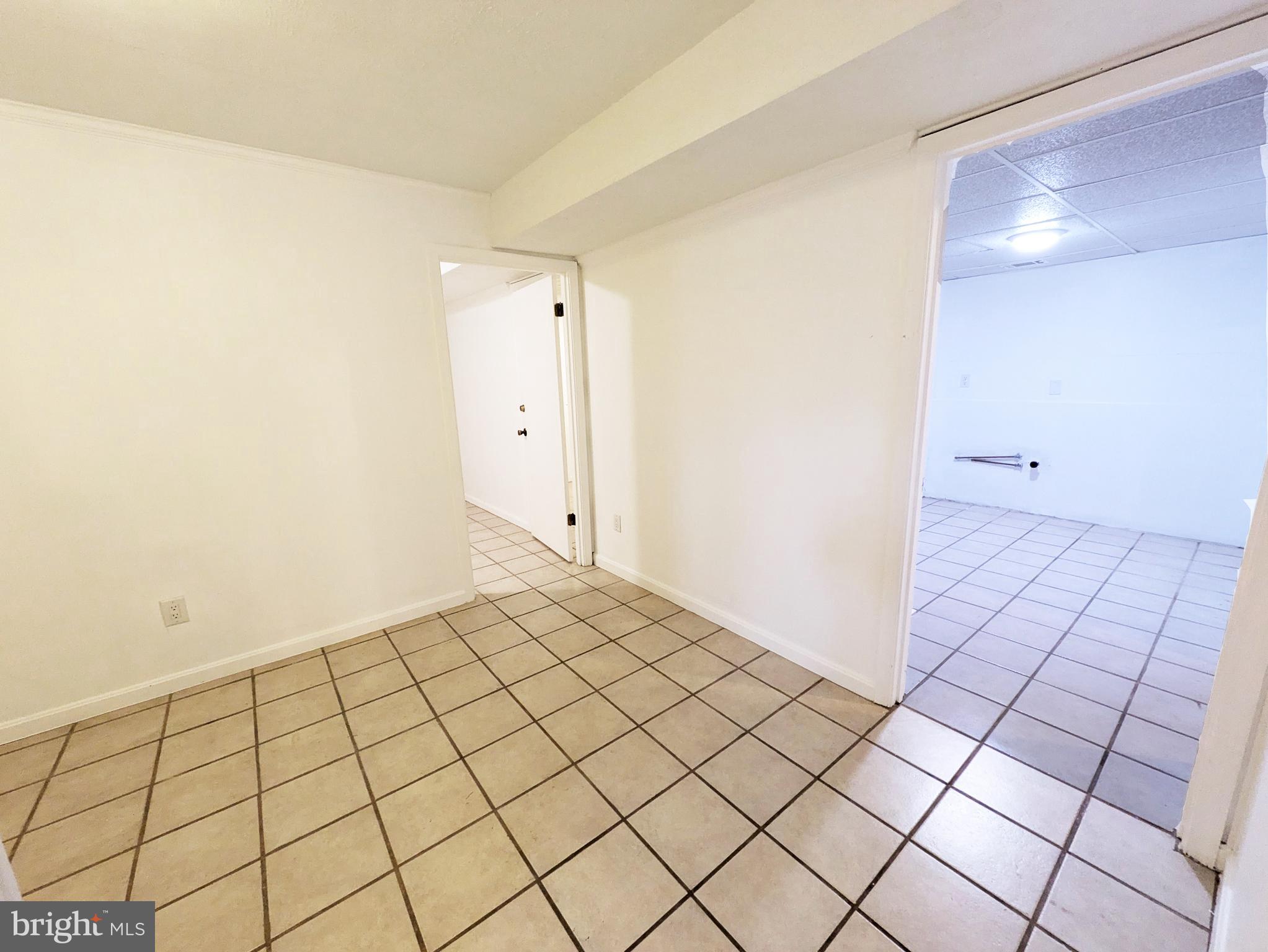 KNOLLAND - Residential