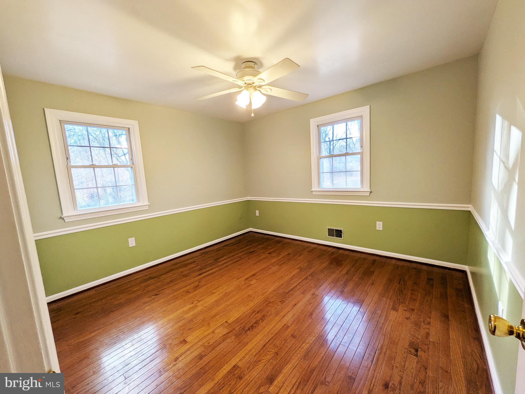 KNOLLAND - Residential