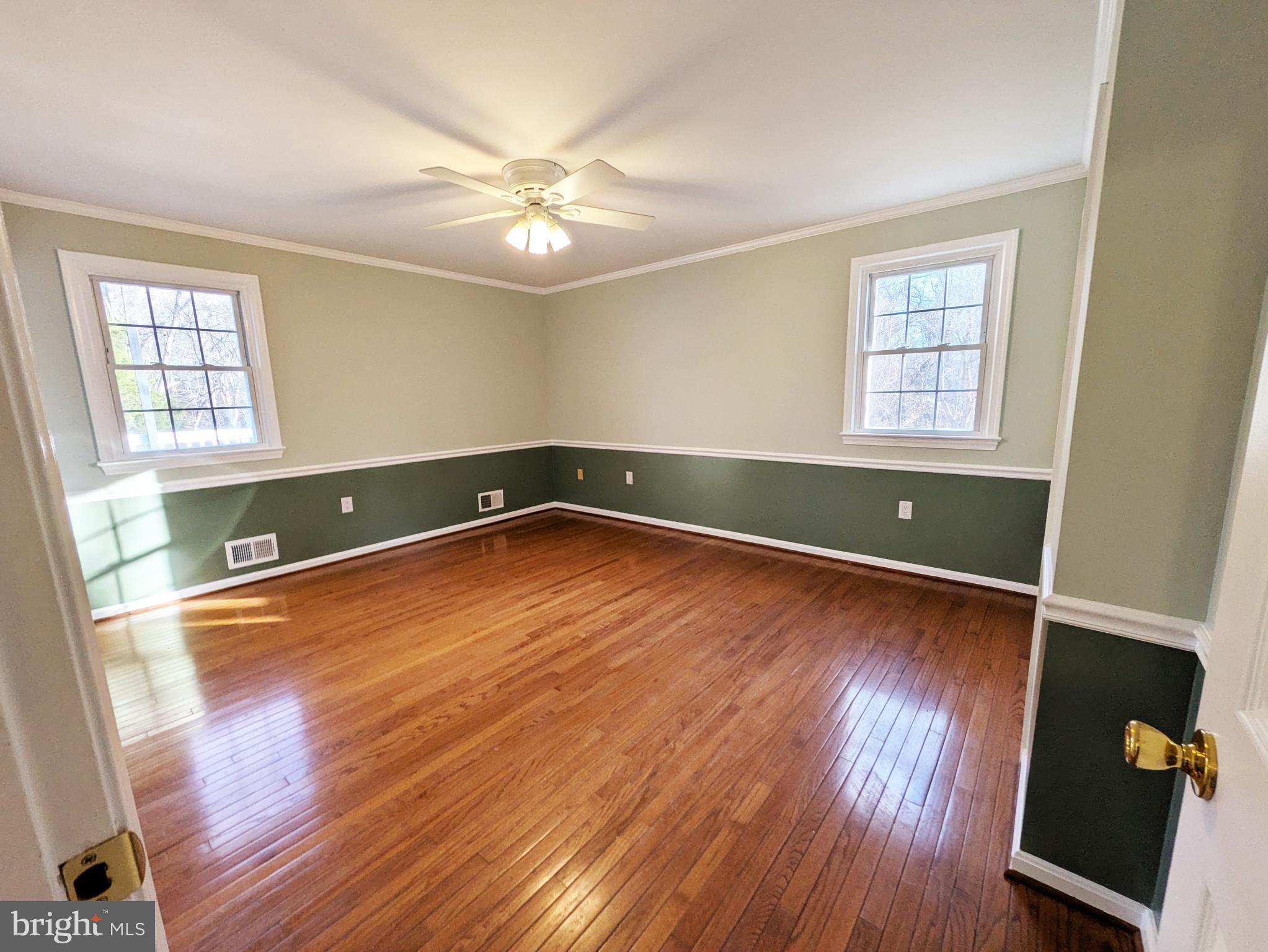 KNOLLAND - Residential