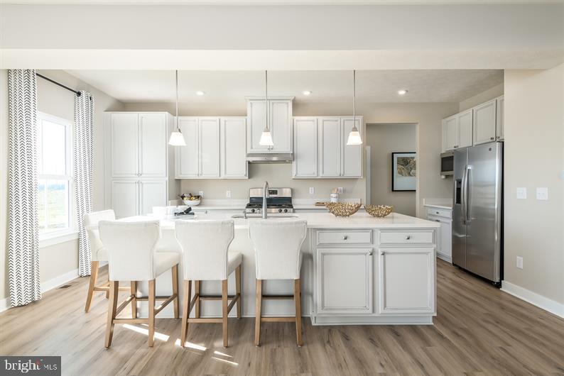 MONTGOMERY VILLAGE - Residential