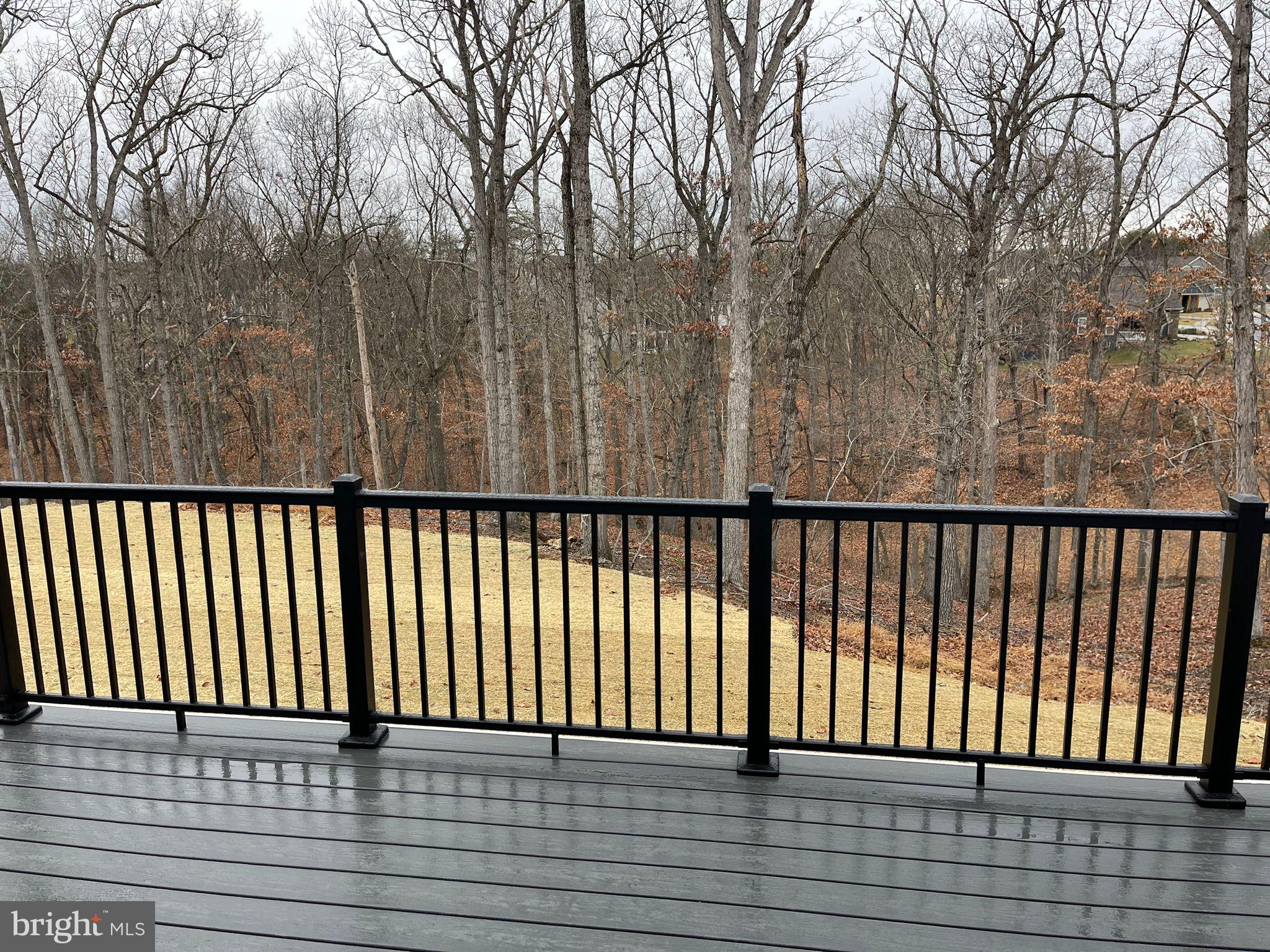 LAKE FREDERICK - Residential Lease