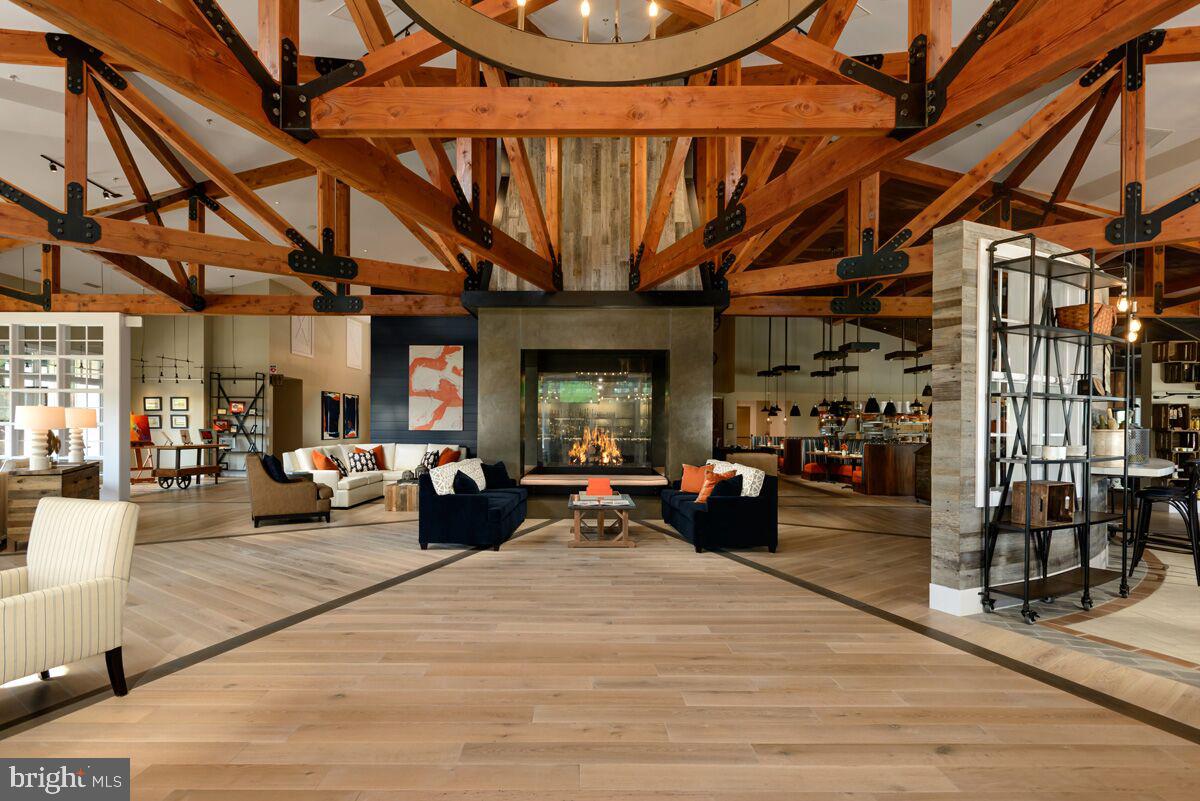 LAKE FREDERICK - Residential Lease