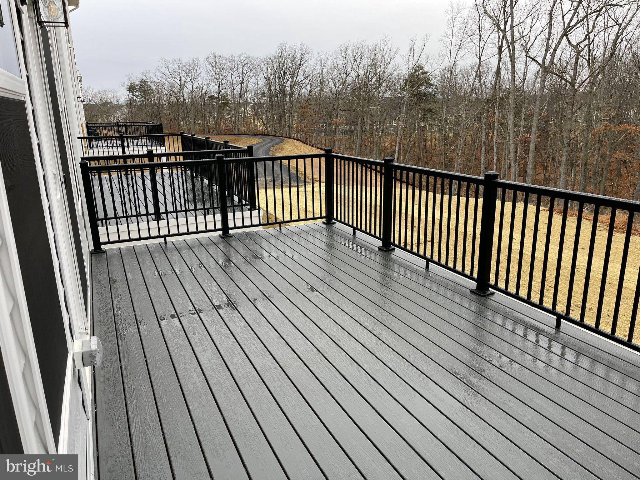 LAKE FREDERICK - Residential Lease