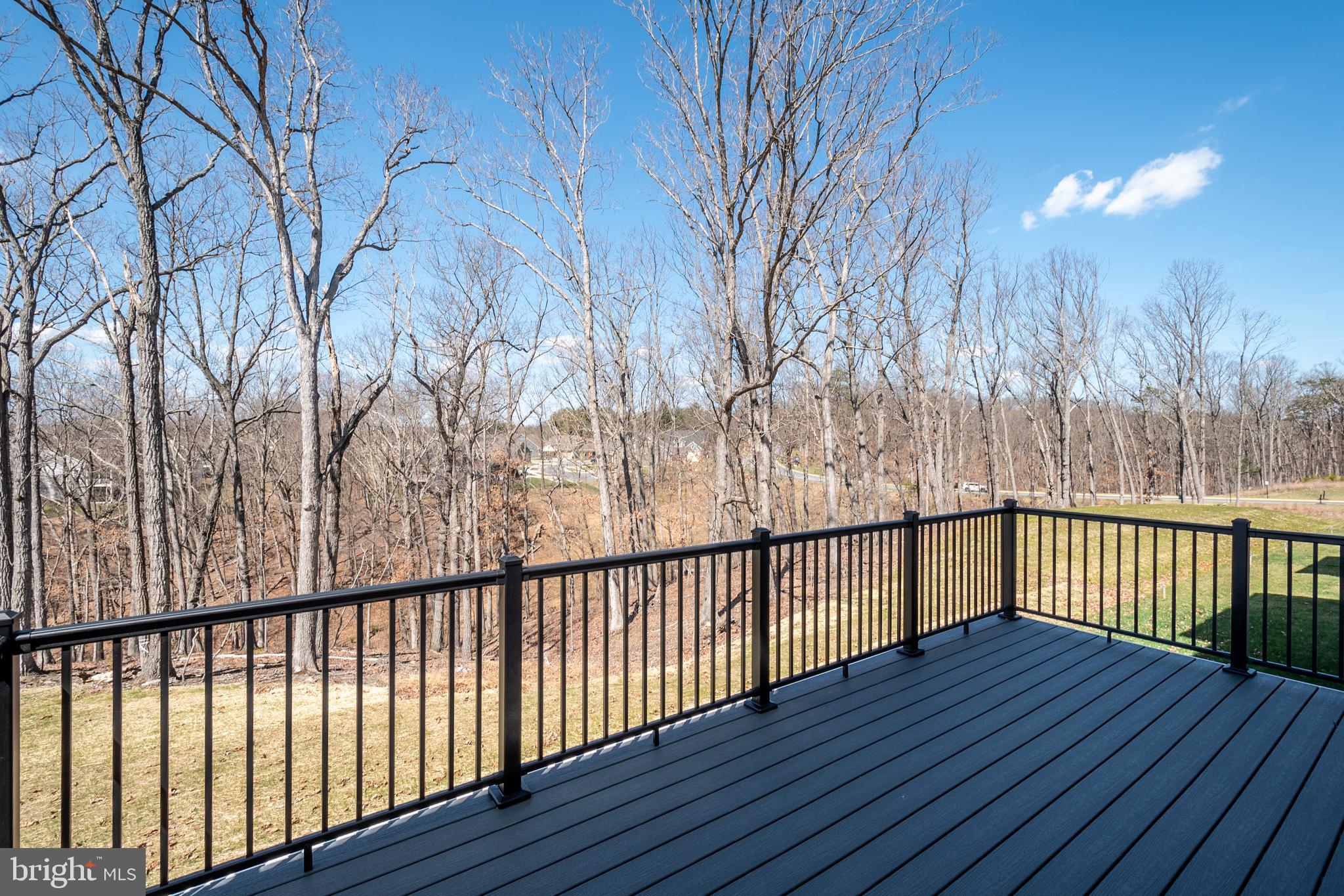 LAKE FREDERICK - Residential Lease