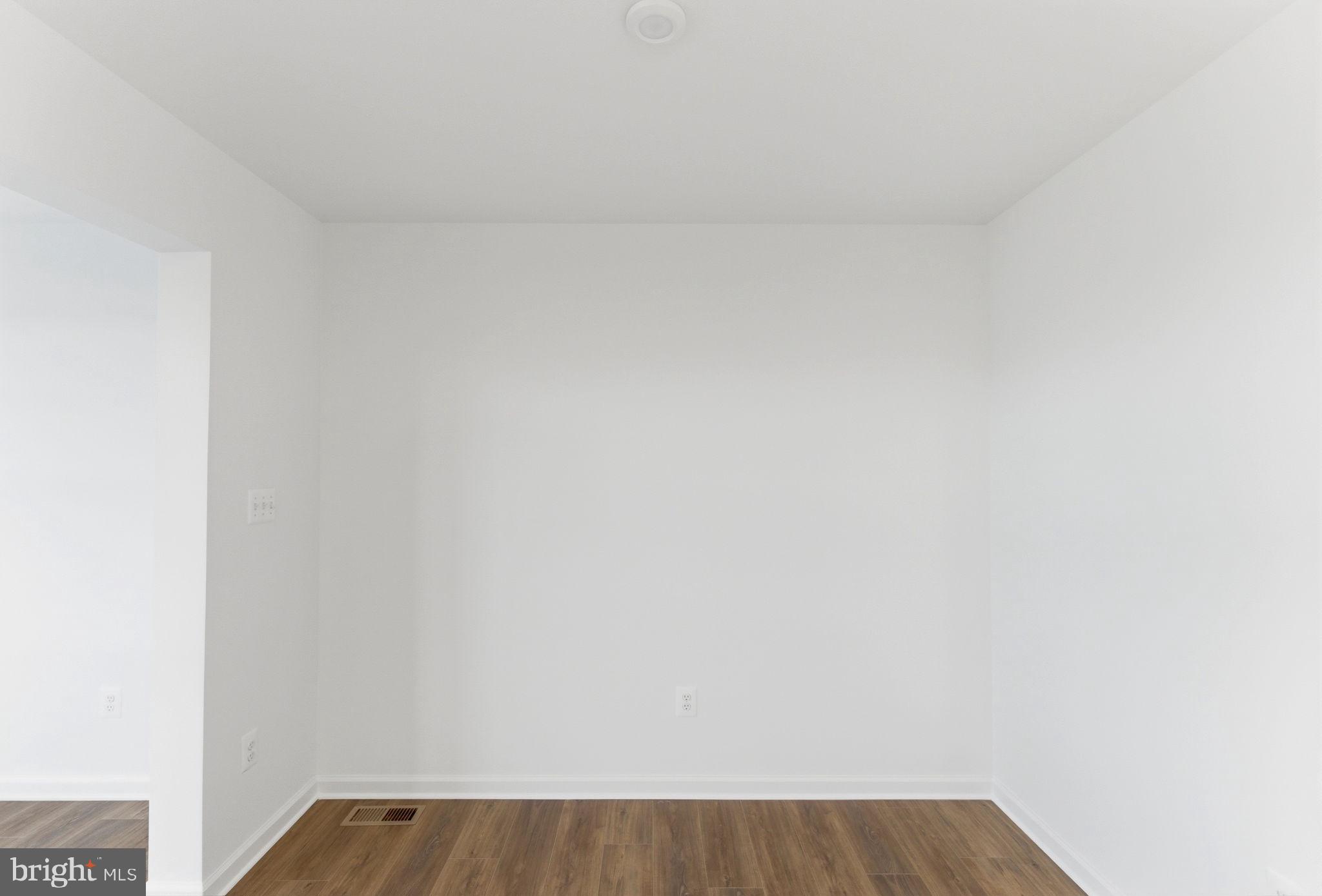 SOUTH BROOK - Residential