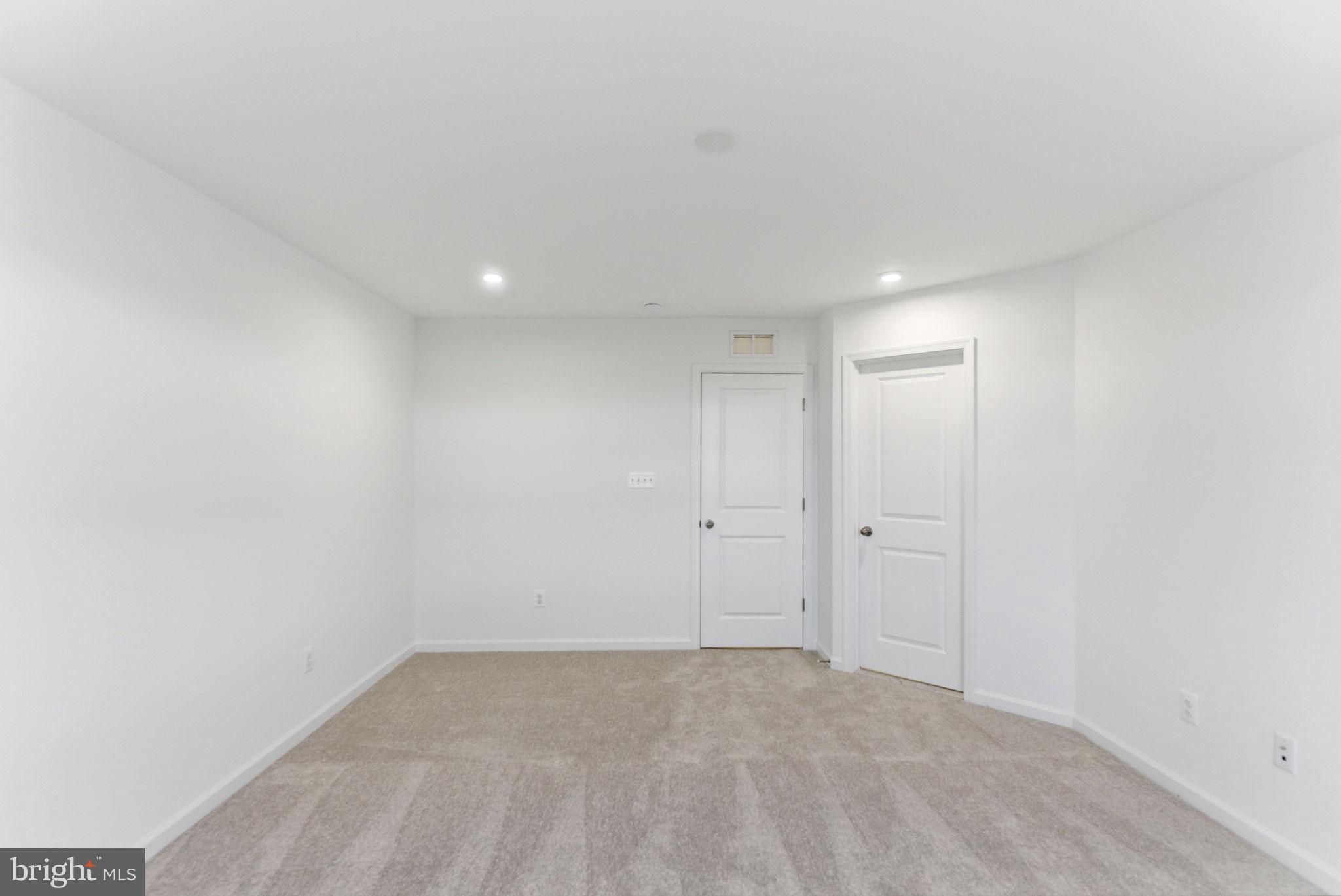 SOUTH BROOK - Residential