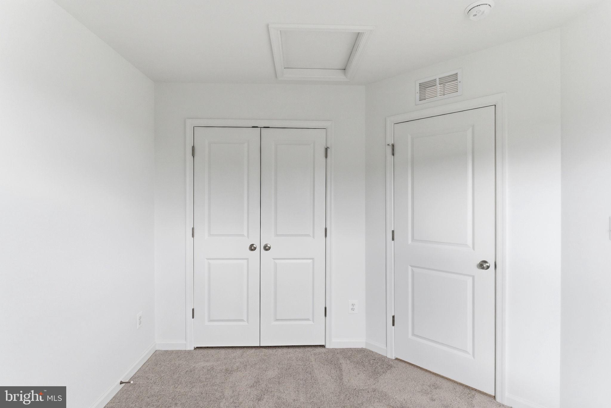 SOUTH BROOK - Residential