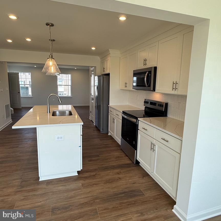 SOUTH BROOK - Residential