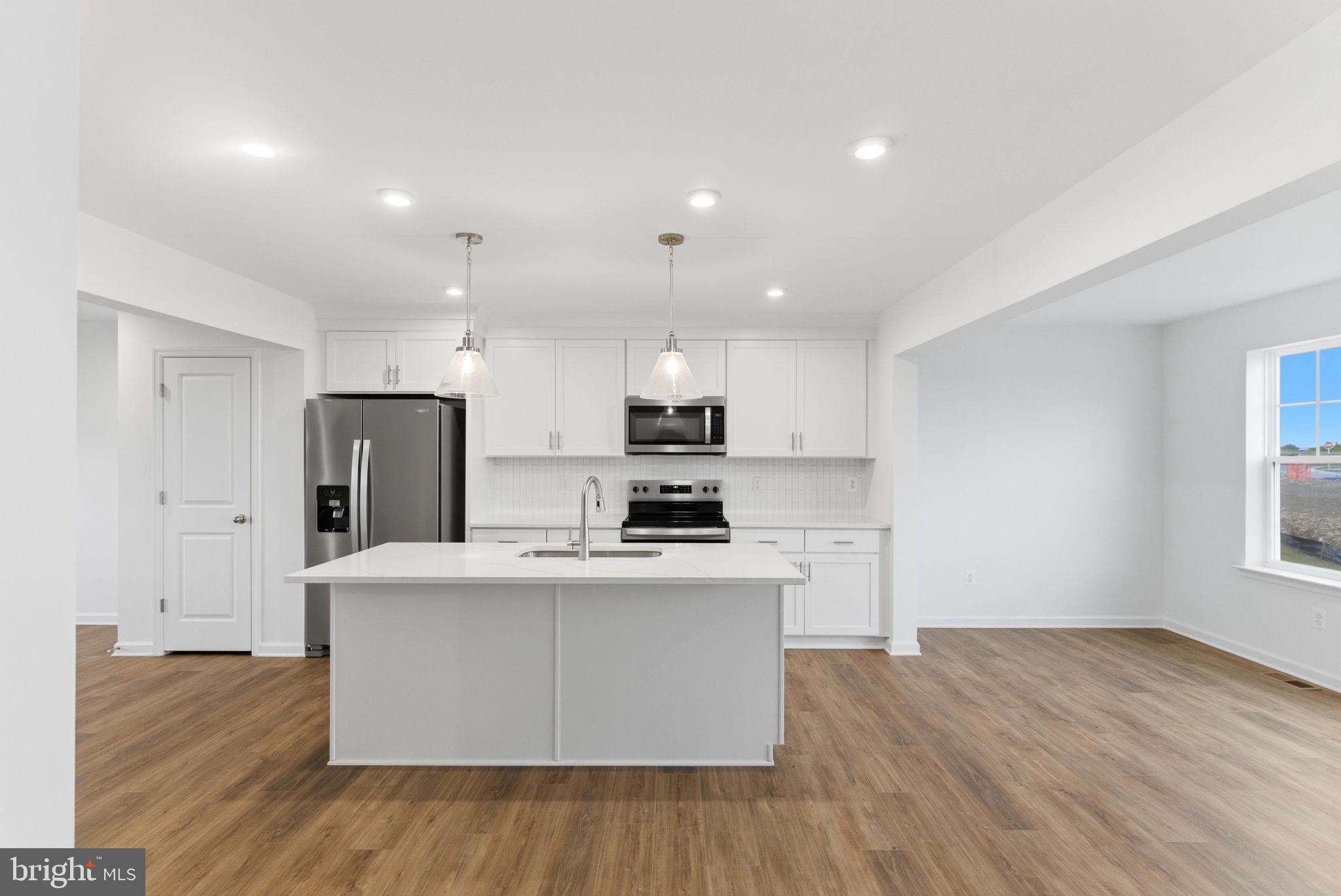 SOUTH BROOK - Residential