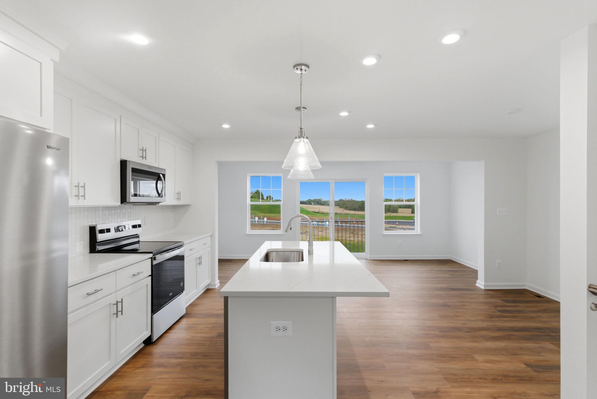 SOUTH BROOK - Residential
