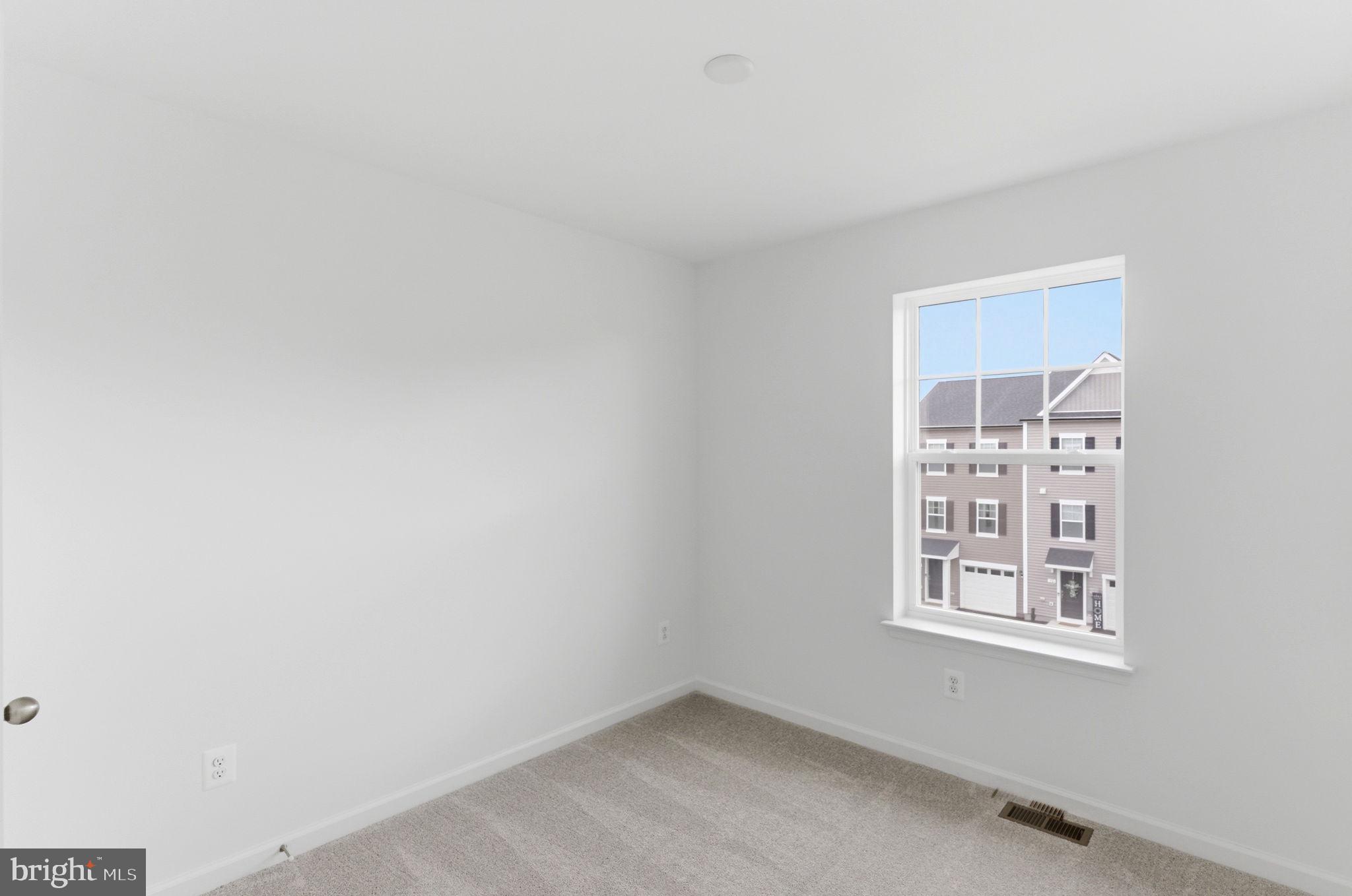 SOUTH BROOK - Residential