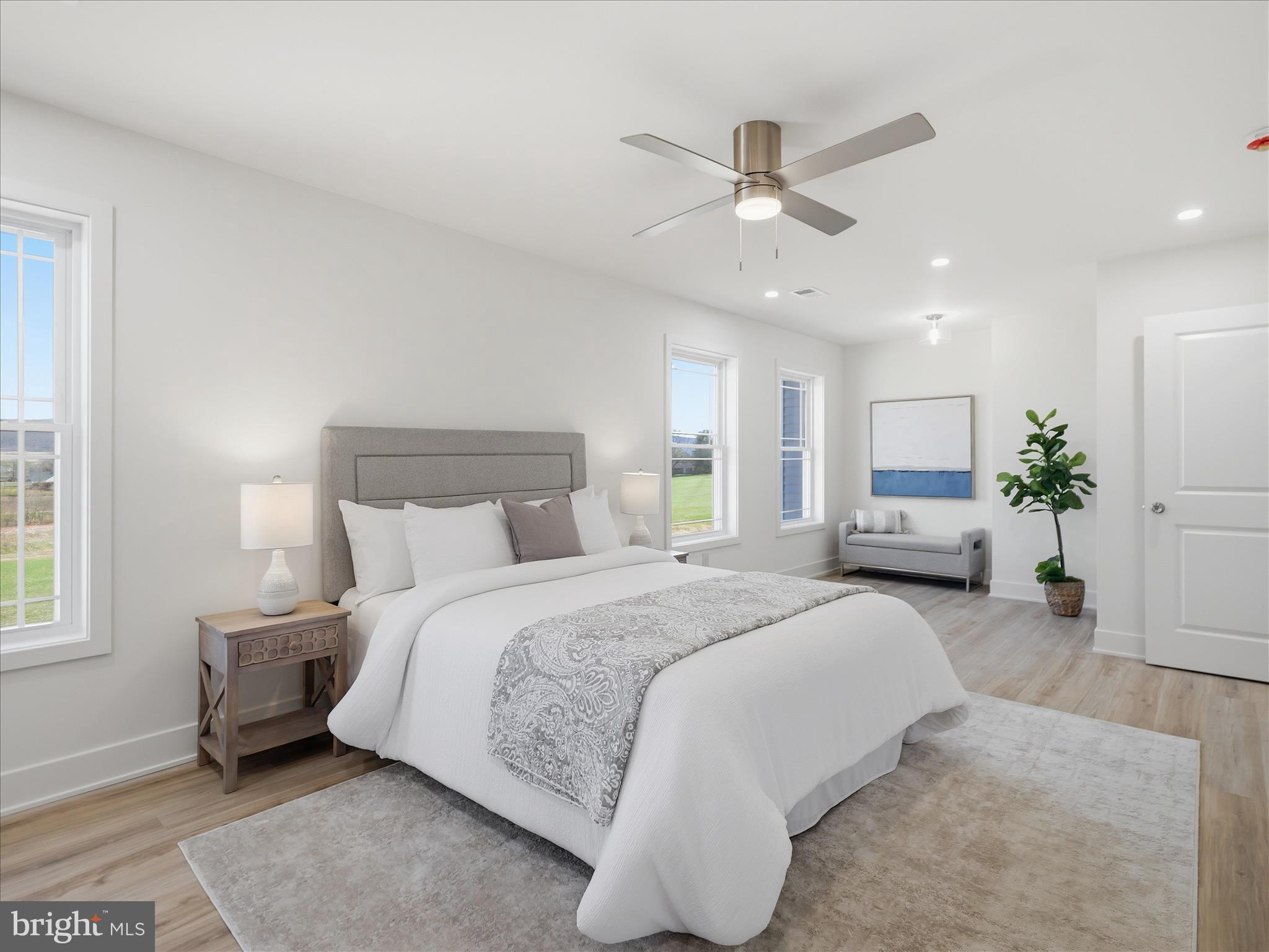 SPRING VALLEY - Residential