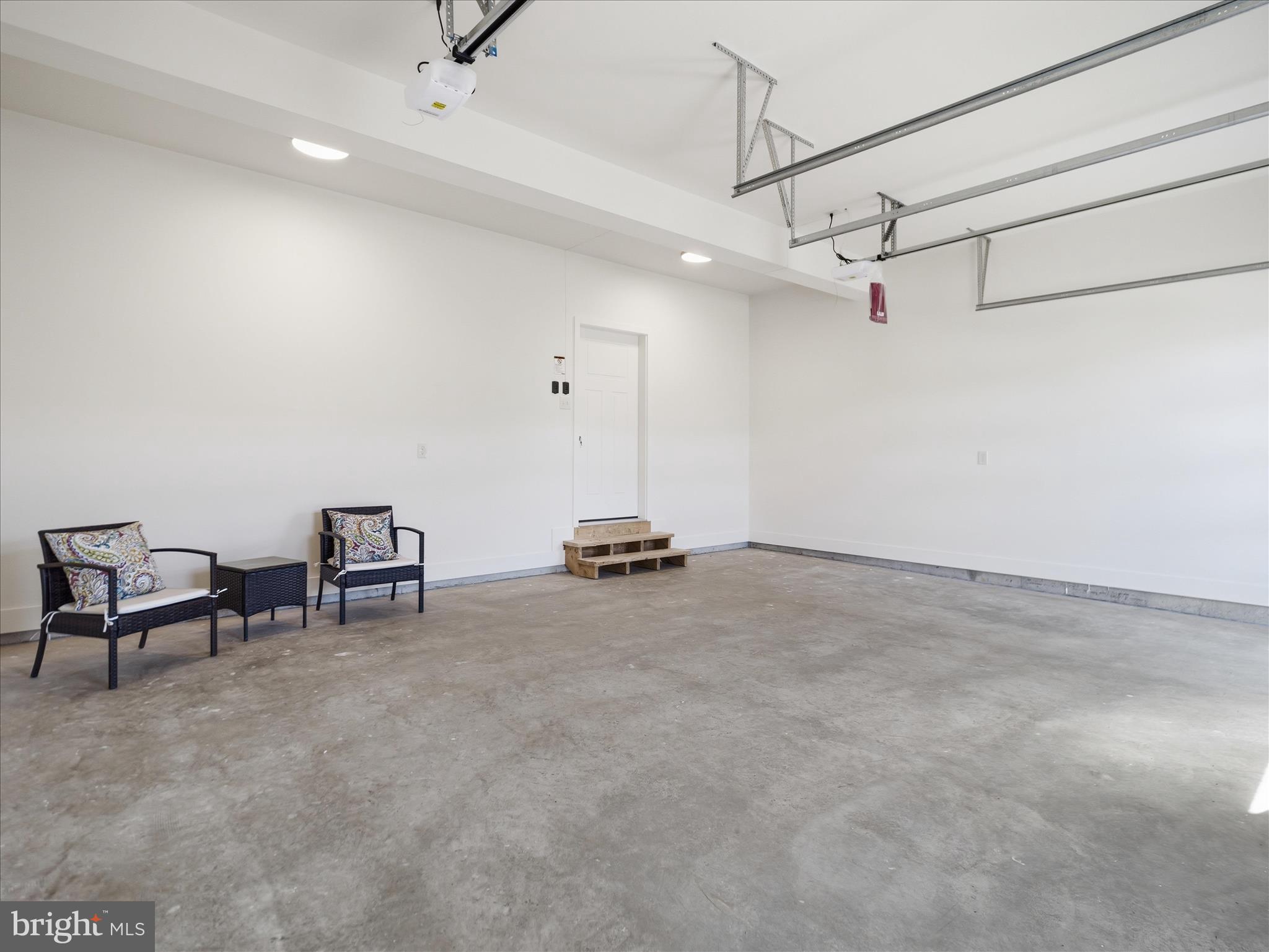 SPRING VALLEY - Residential