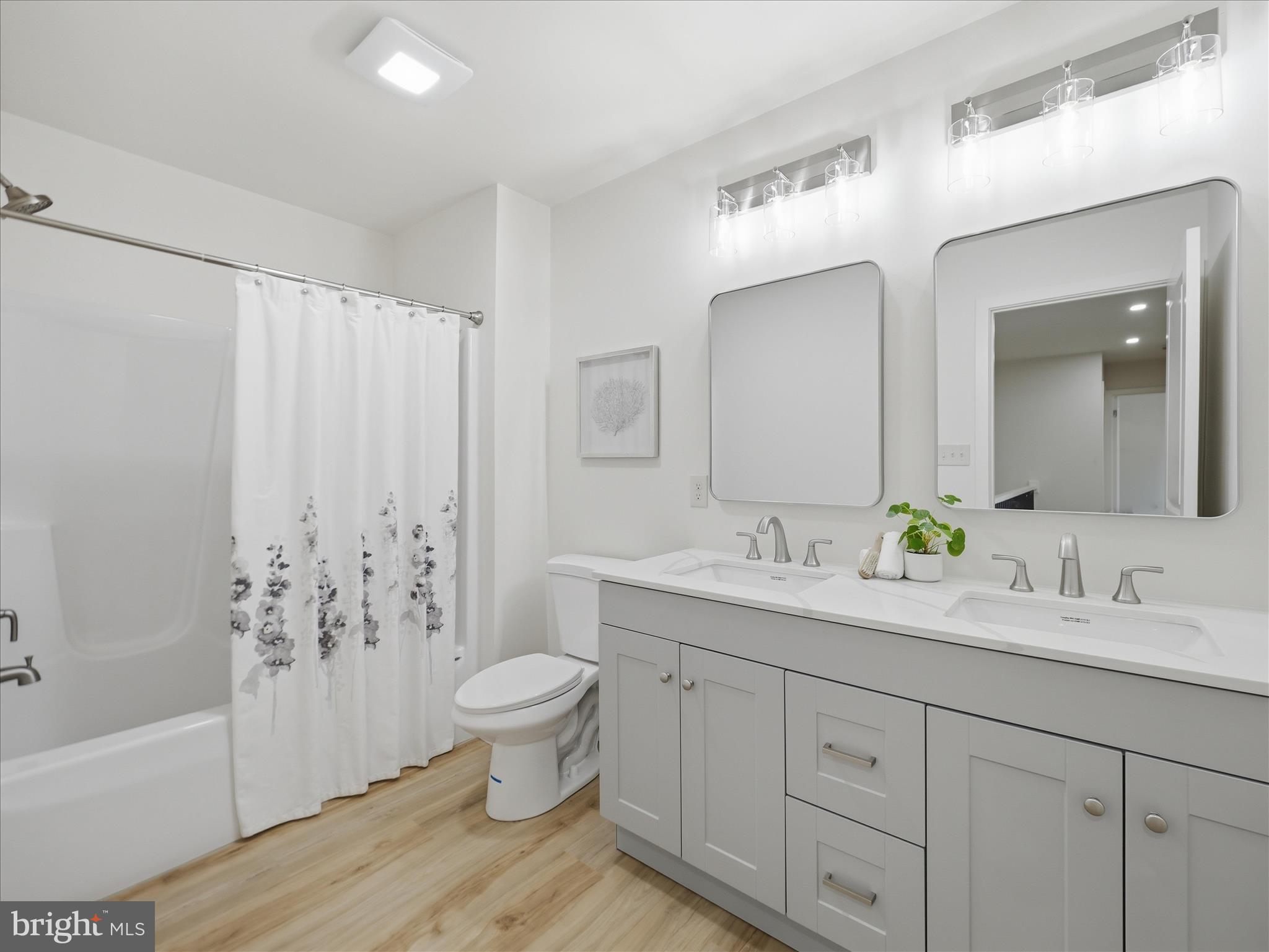 SPRING VALLEY - Residential