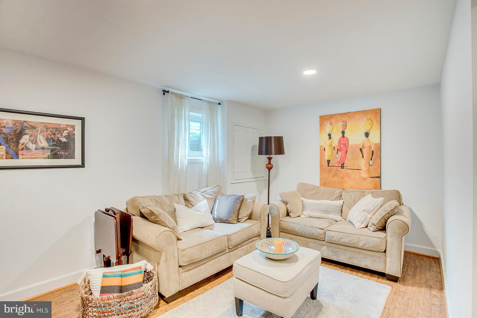 BELLE AMI CONDO-PHASE 3> - Residential