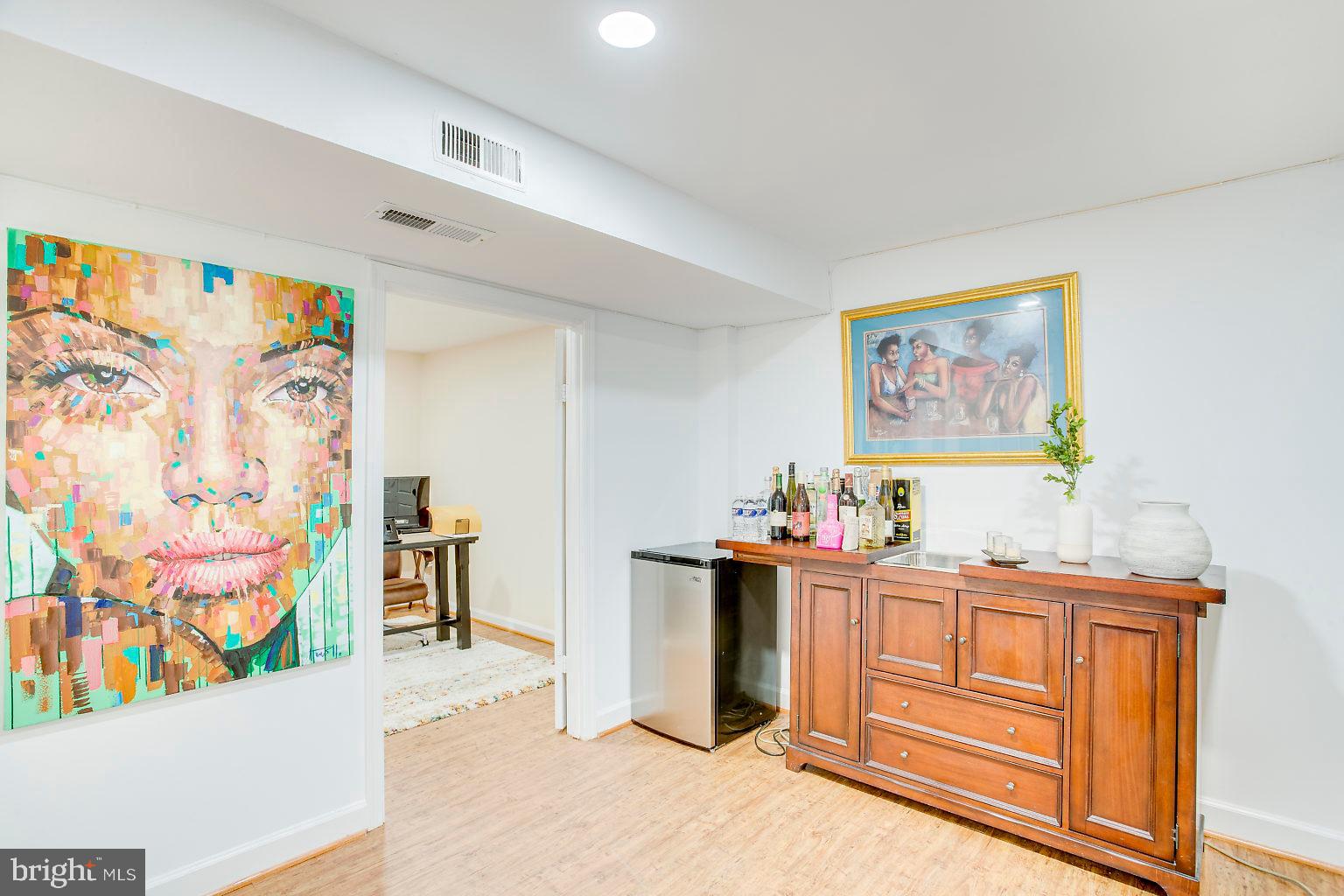 BELLE AMI CONDO-PHASE 3> - Residential