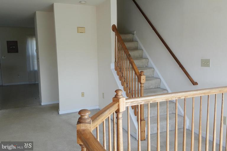 STONE RIVER - Residential Lease