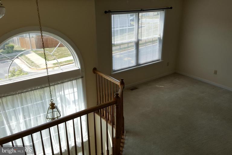 STONE RIVER - Residential Lease