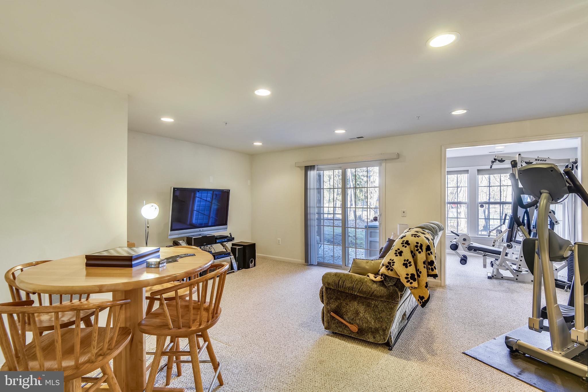 AUGUST WOODS - Residential