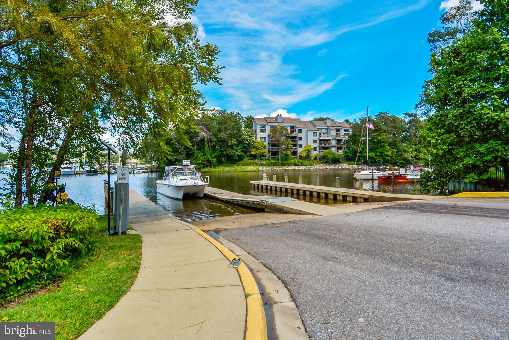 AUGUST WOODS - Residential