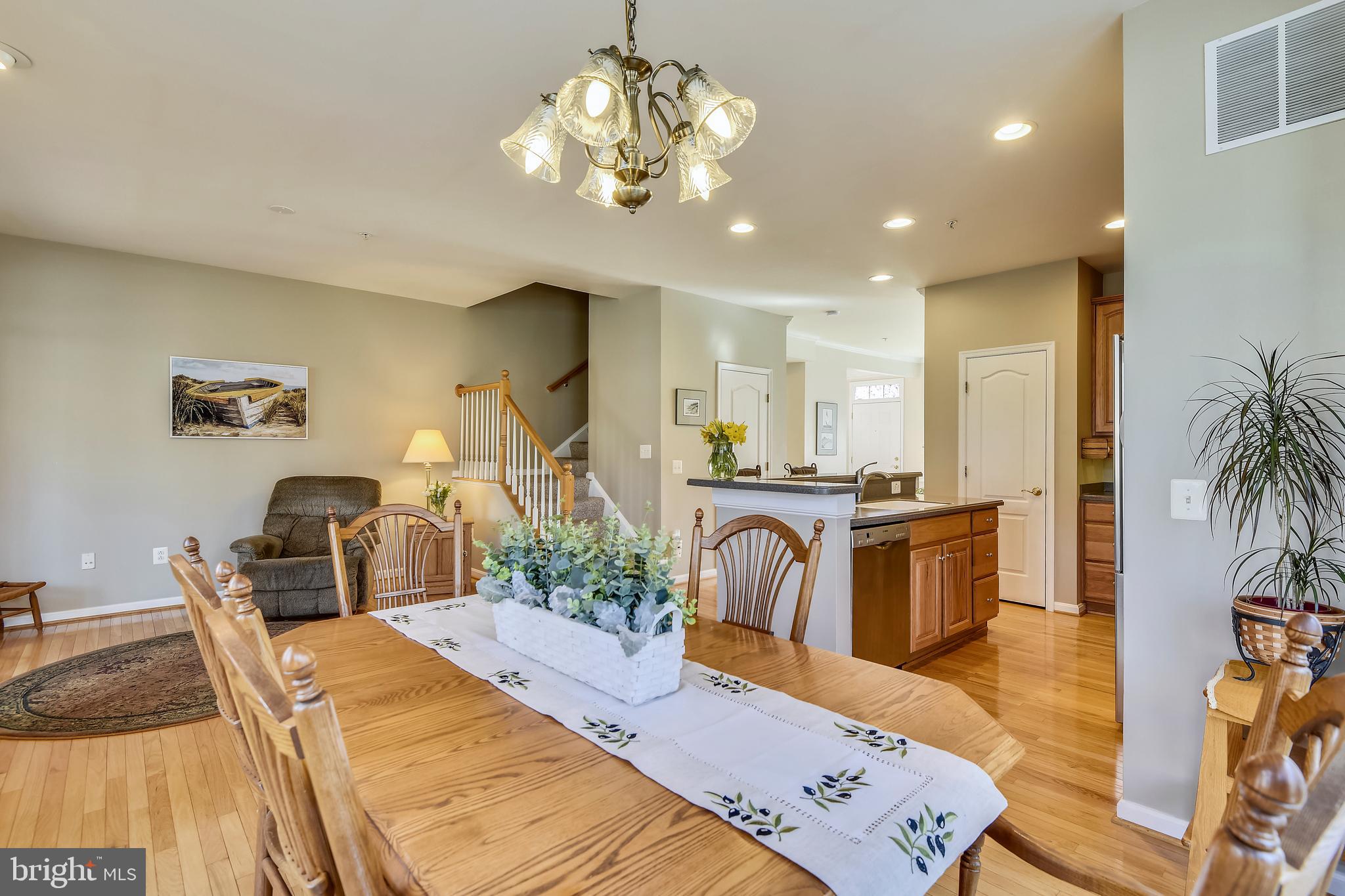 AUGUST WOODS - Residential