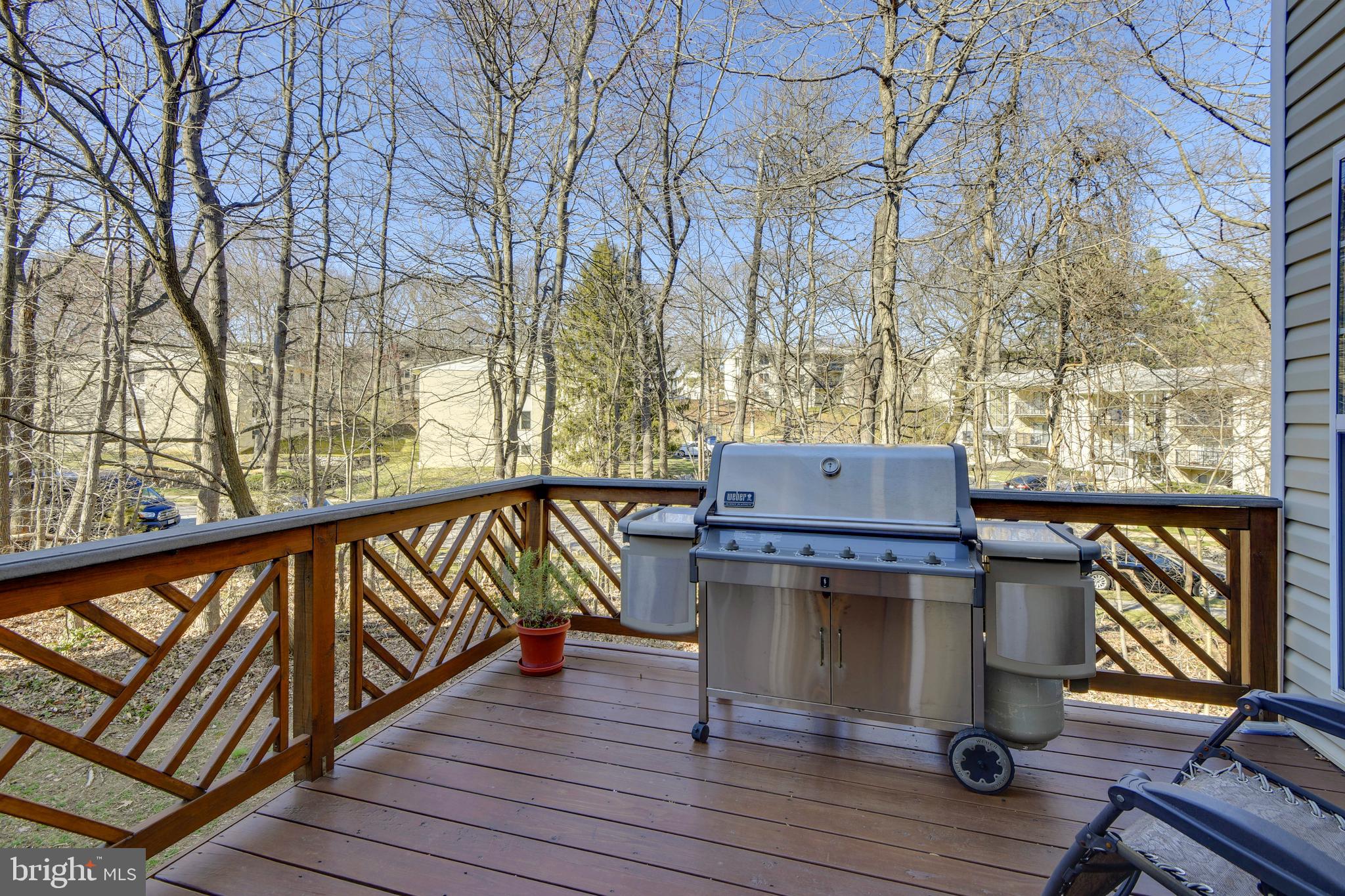 AUGUST WOODS - Residential