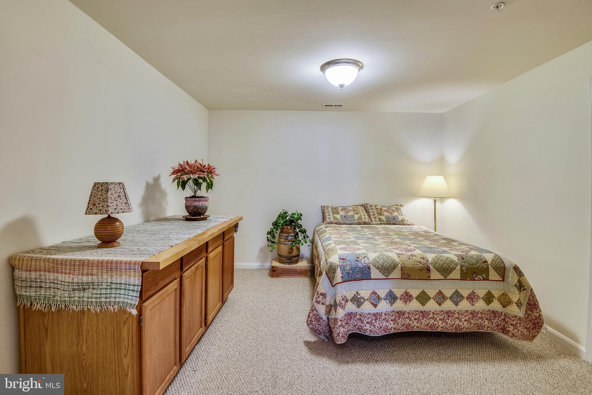 AUGUST WOODS - Residential