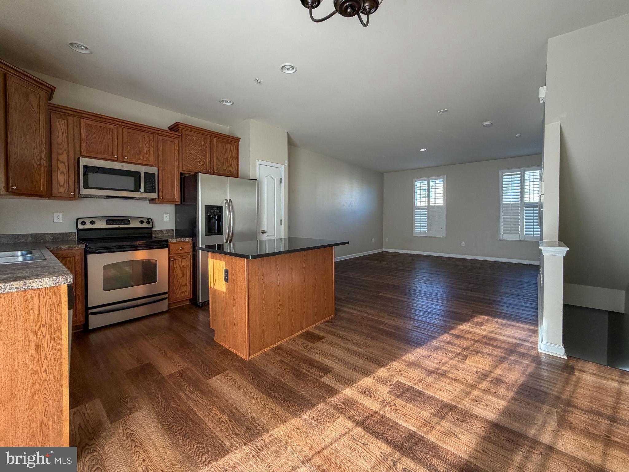 TANYARD SPRINGS - Residential Lease