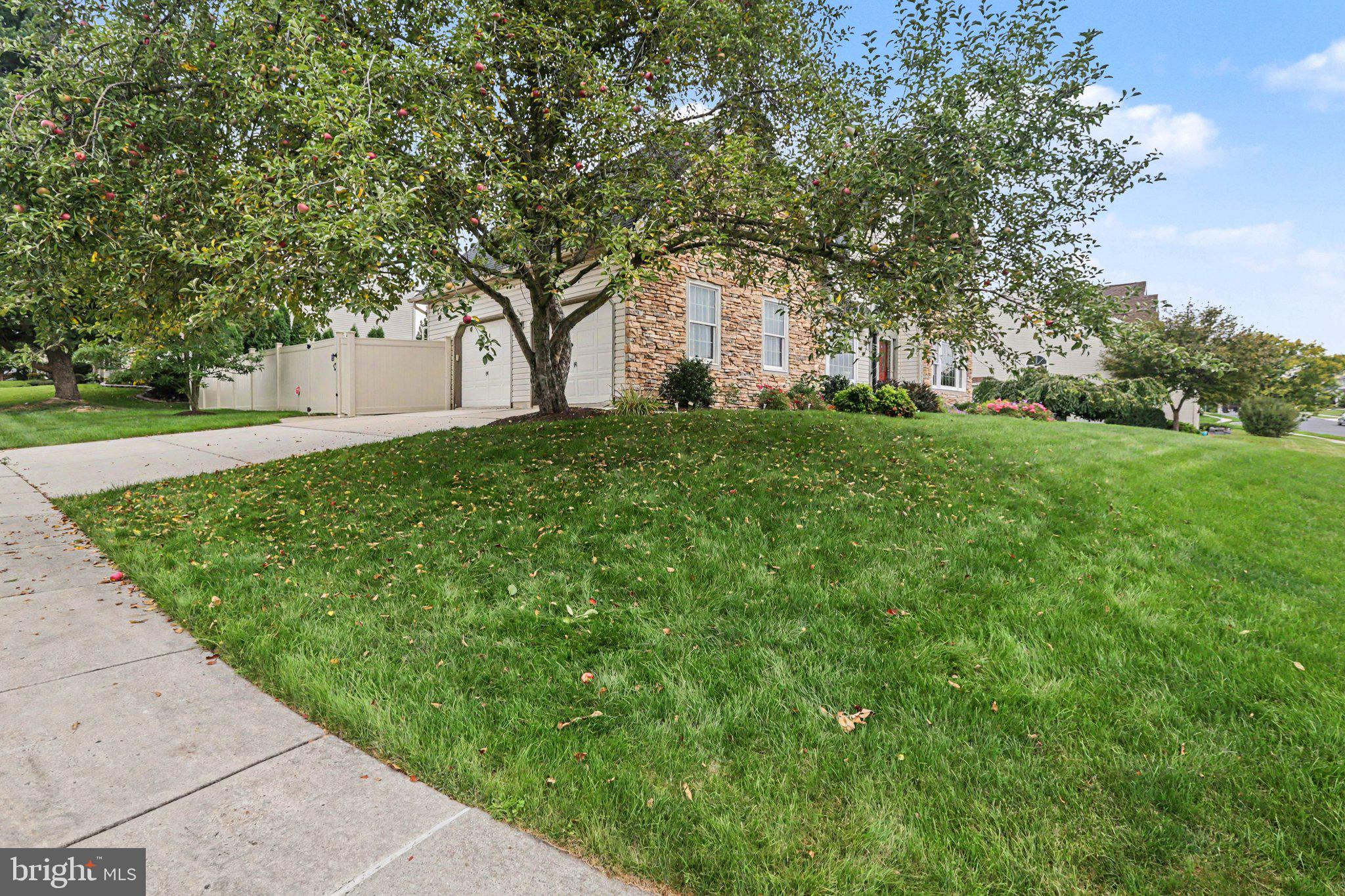 5300 BARBARA DRIVE