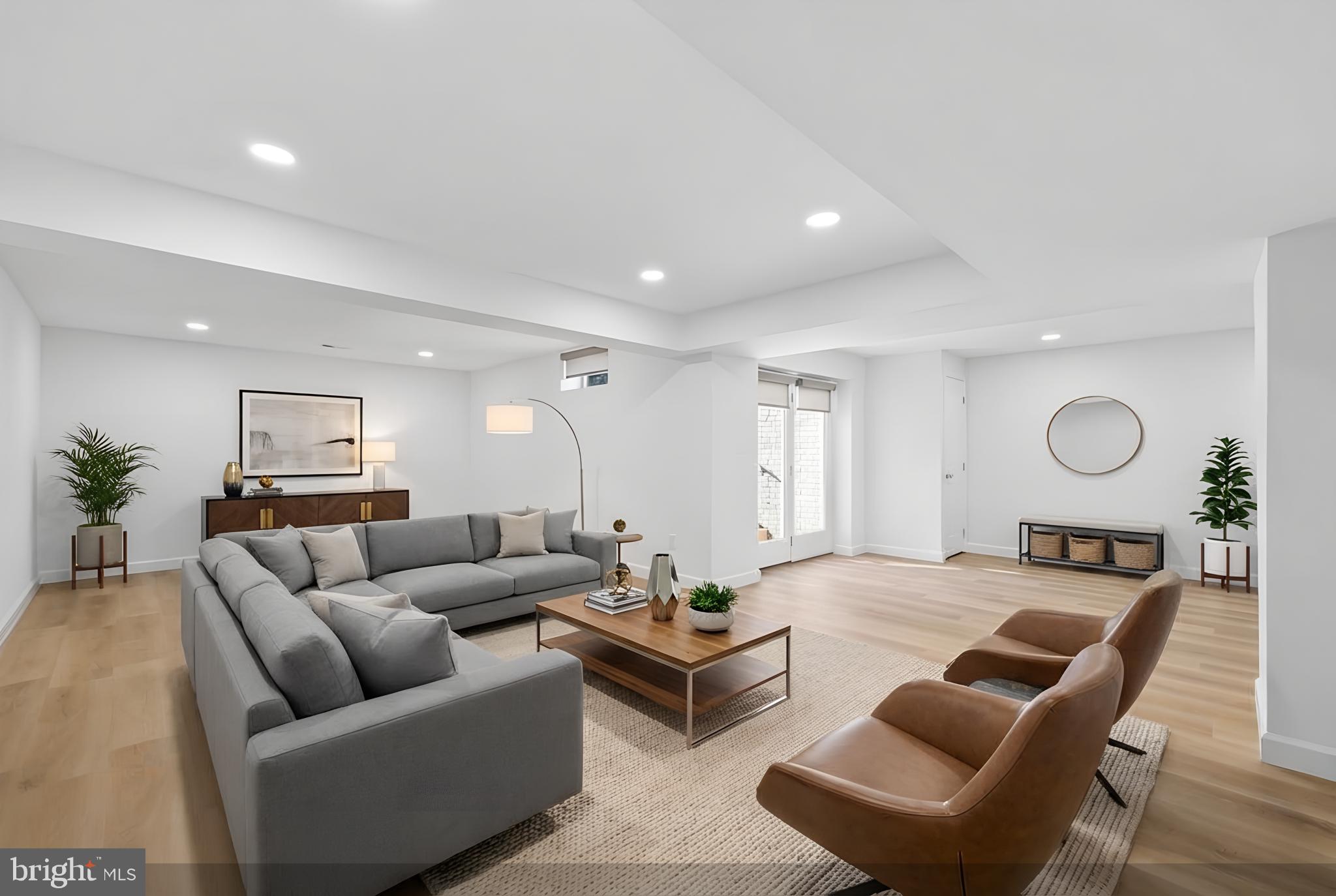 OAK FARMS - Residential