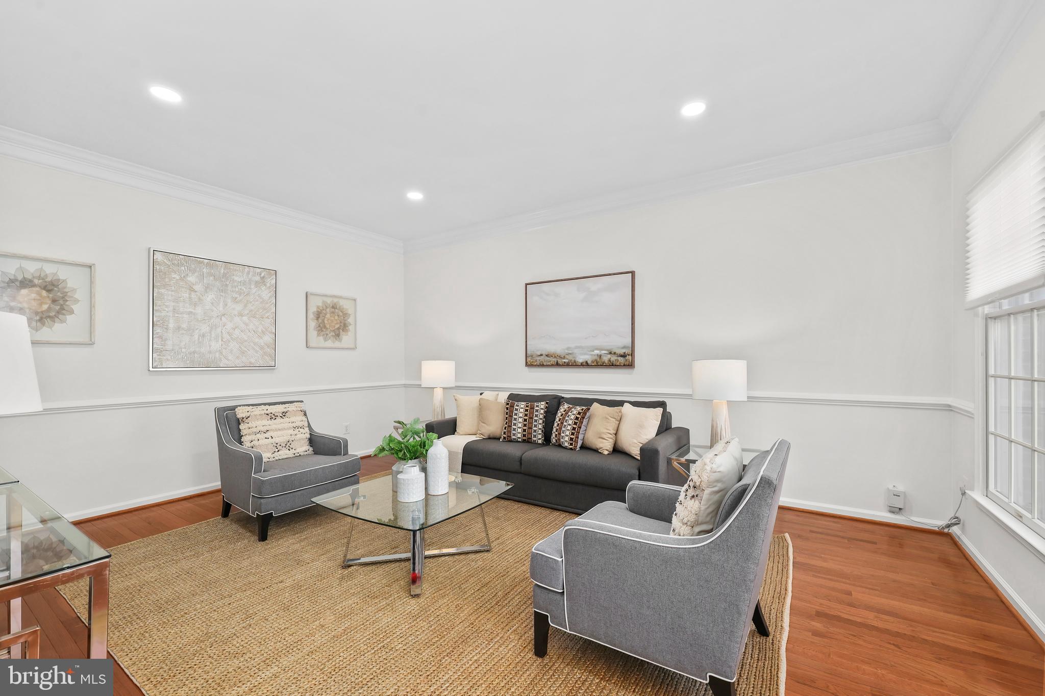 OAK FARMS - Residential