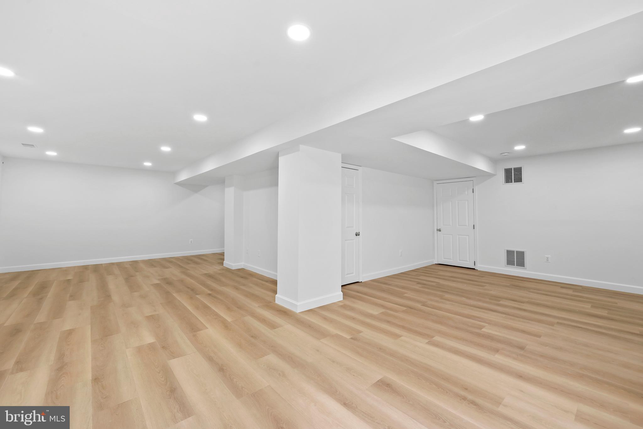 OAK FARMS - Residential