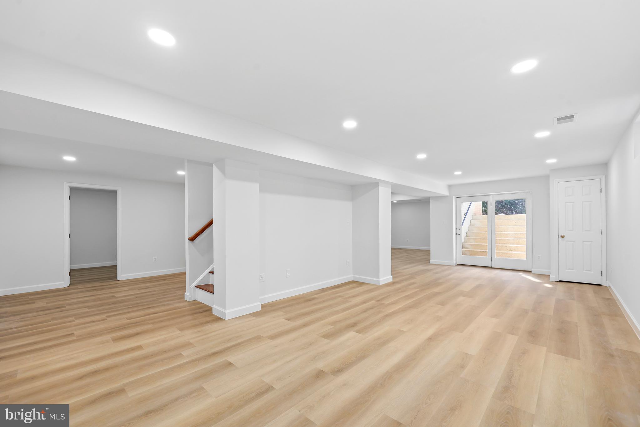 OAK FARMS - Residential