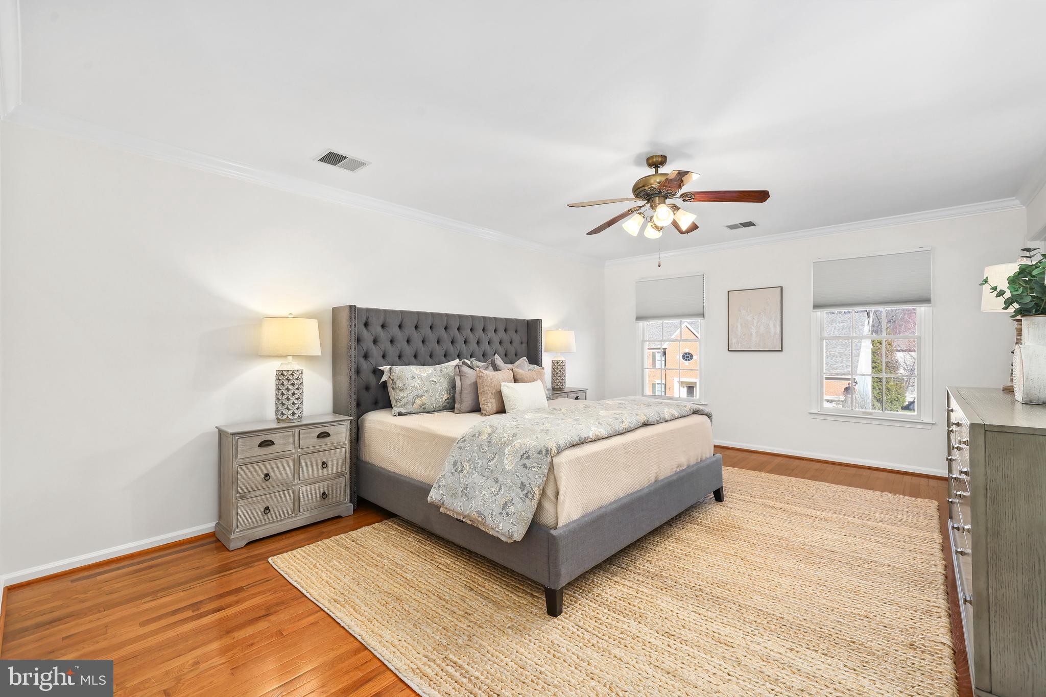 OAK FARMS - Residential