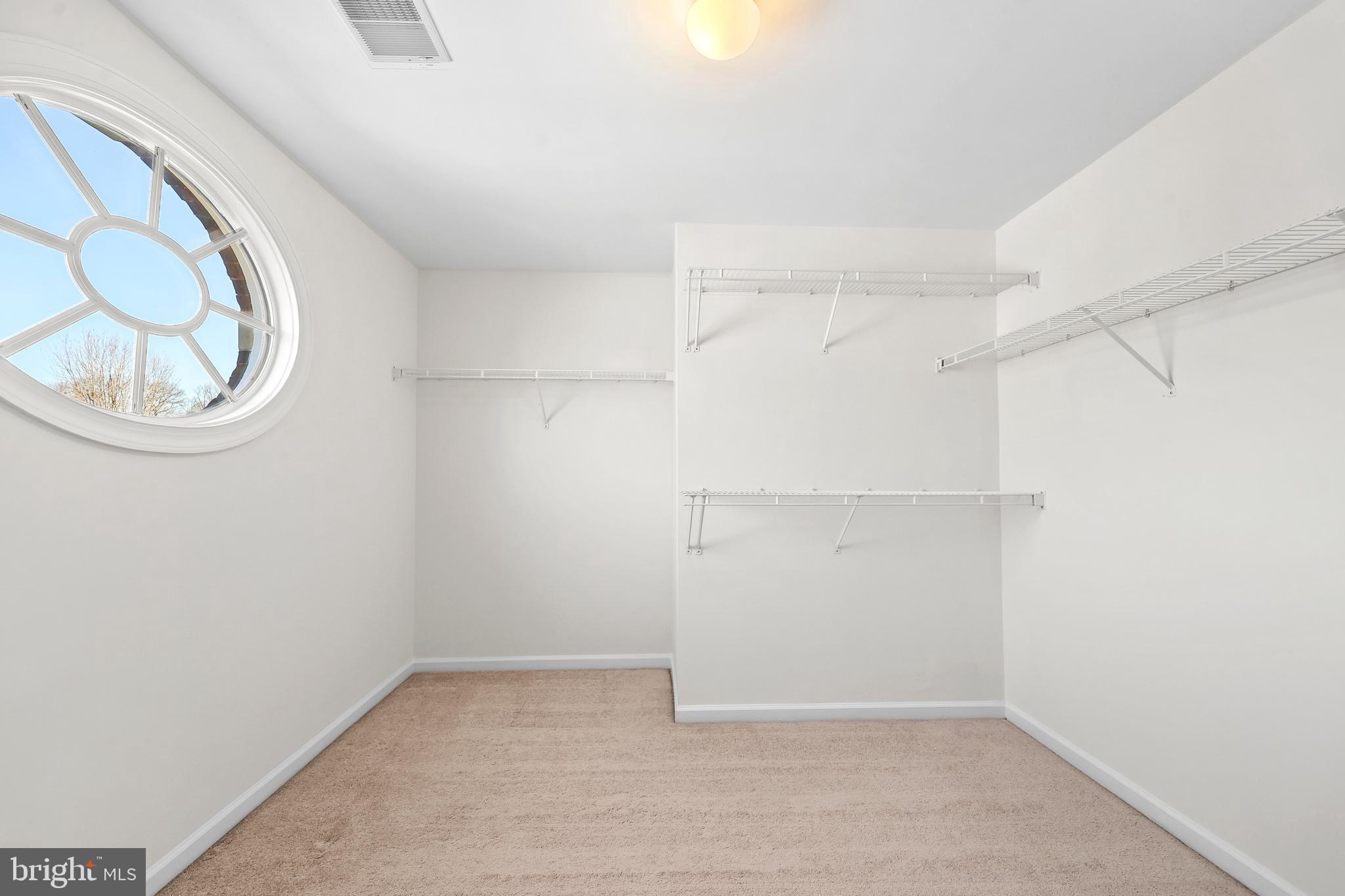 OAK FARMS - Residential